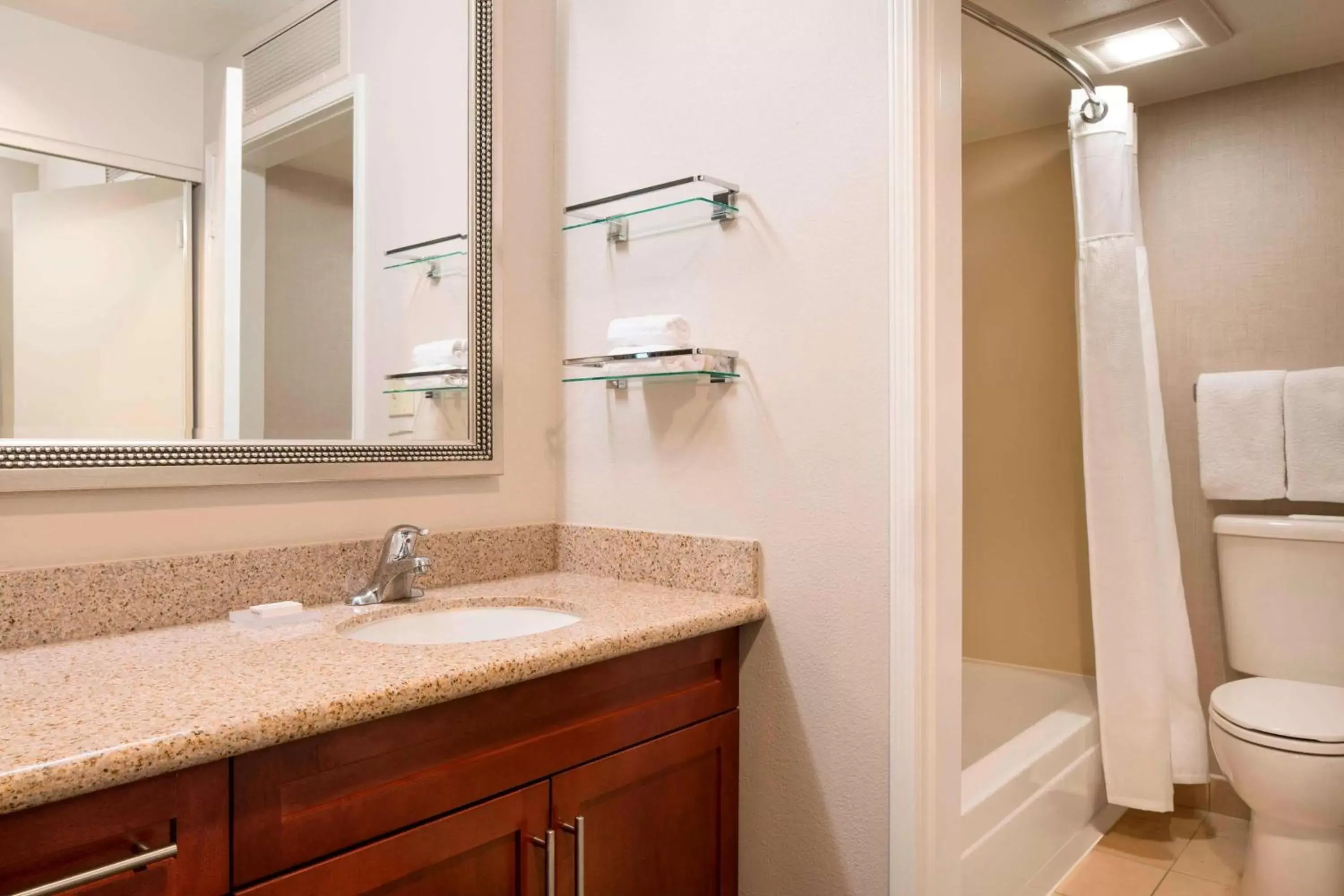 Bathroom in Sonesta ES Suites Scottsdale Paradise Valley