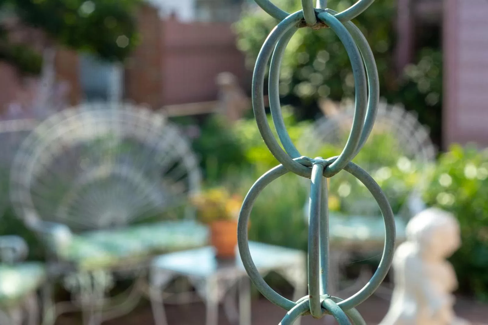 Garden in The Towers Bed & Breakfast