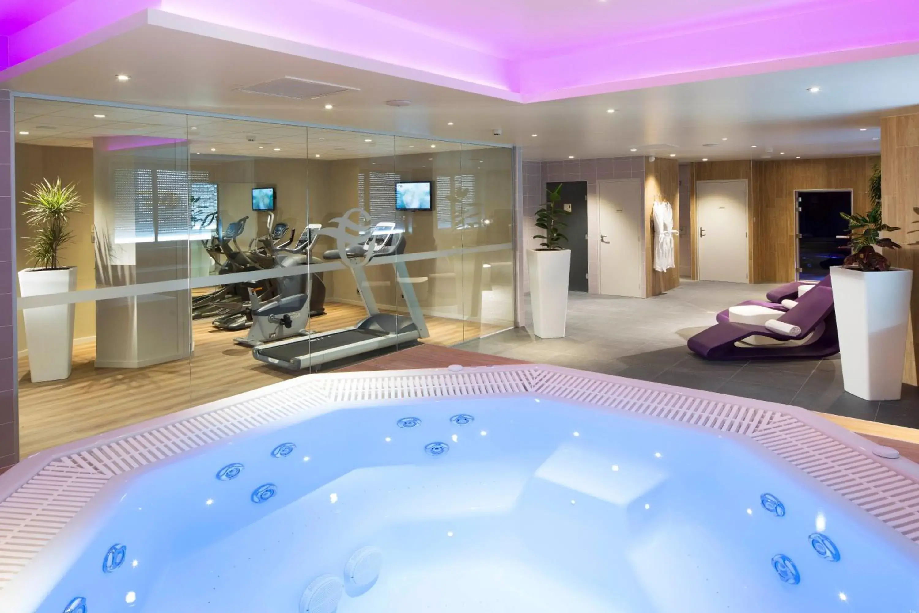 Spa and wellness centre/facilities in Oceania Clermont Ferrand