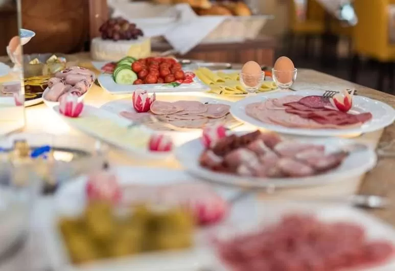 Breakfast in Central Boutique Hotel
