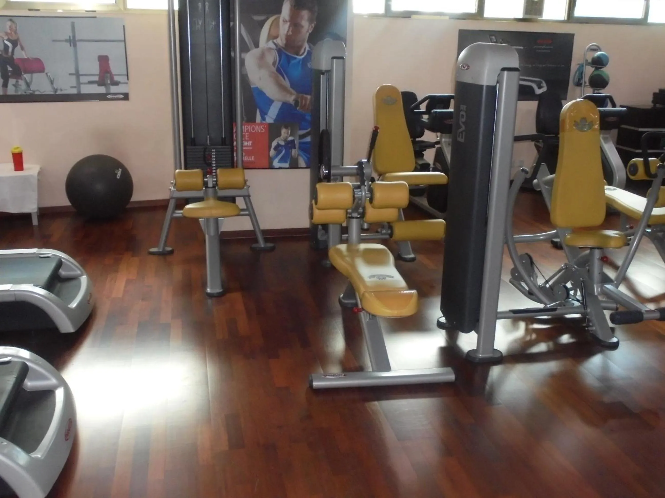 Fitness centre/facilities in Saro Maria Hotel