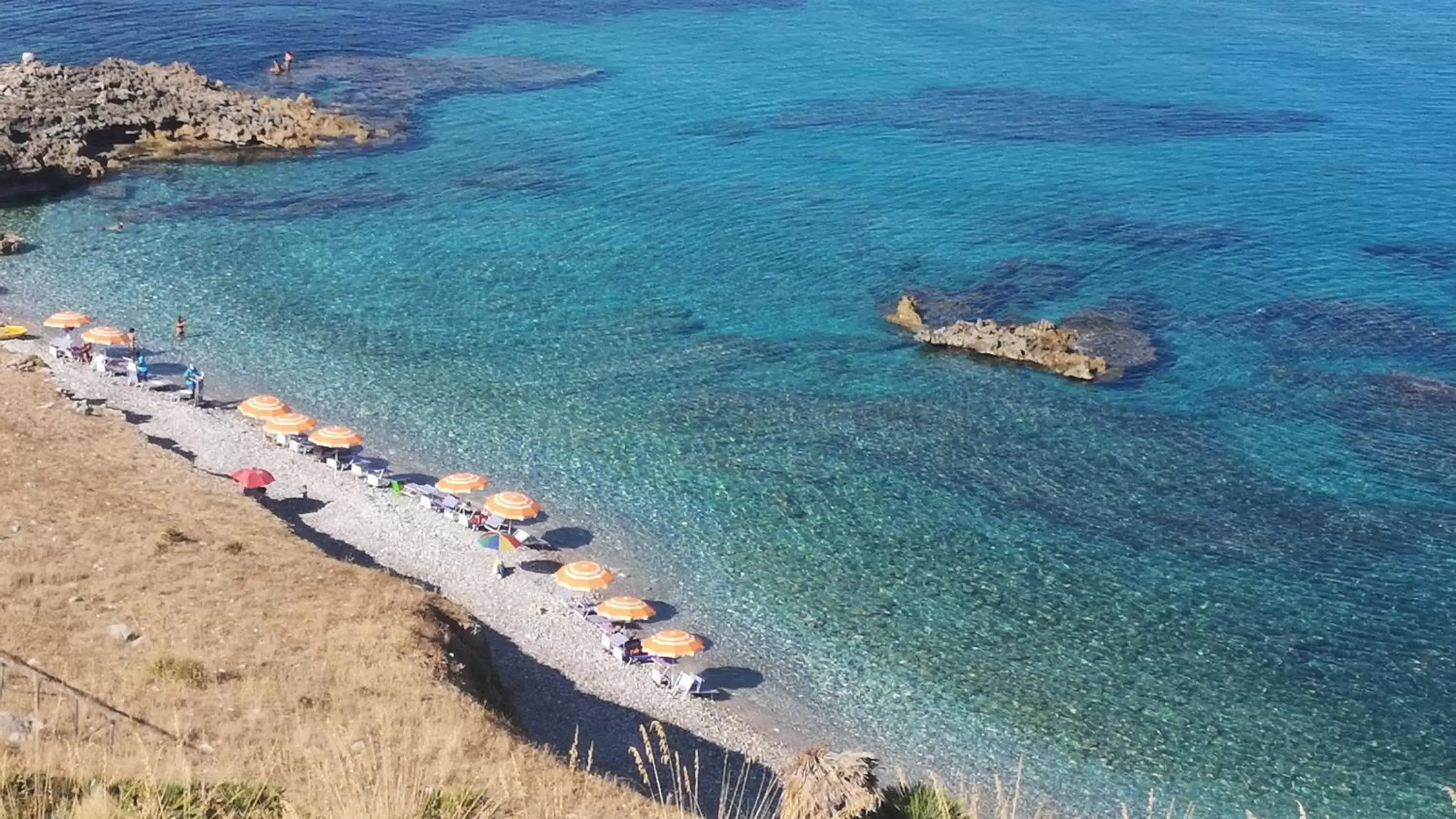 Beach in APPARTAMENTO A SAN VITO LO CAPO STANZA CON BAGNO