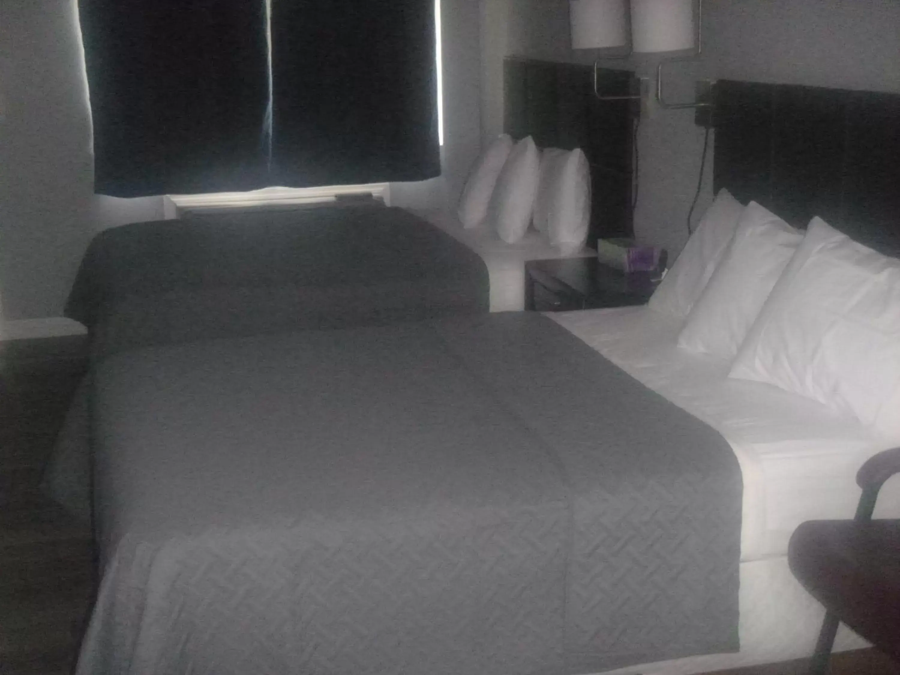 Bed in Sierra Inn