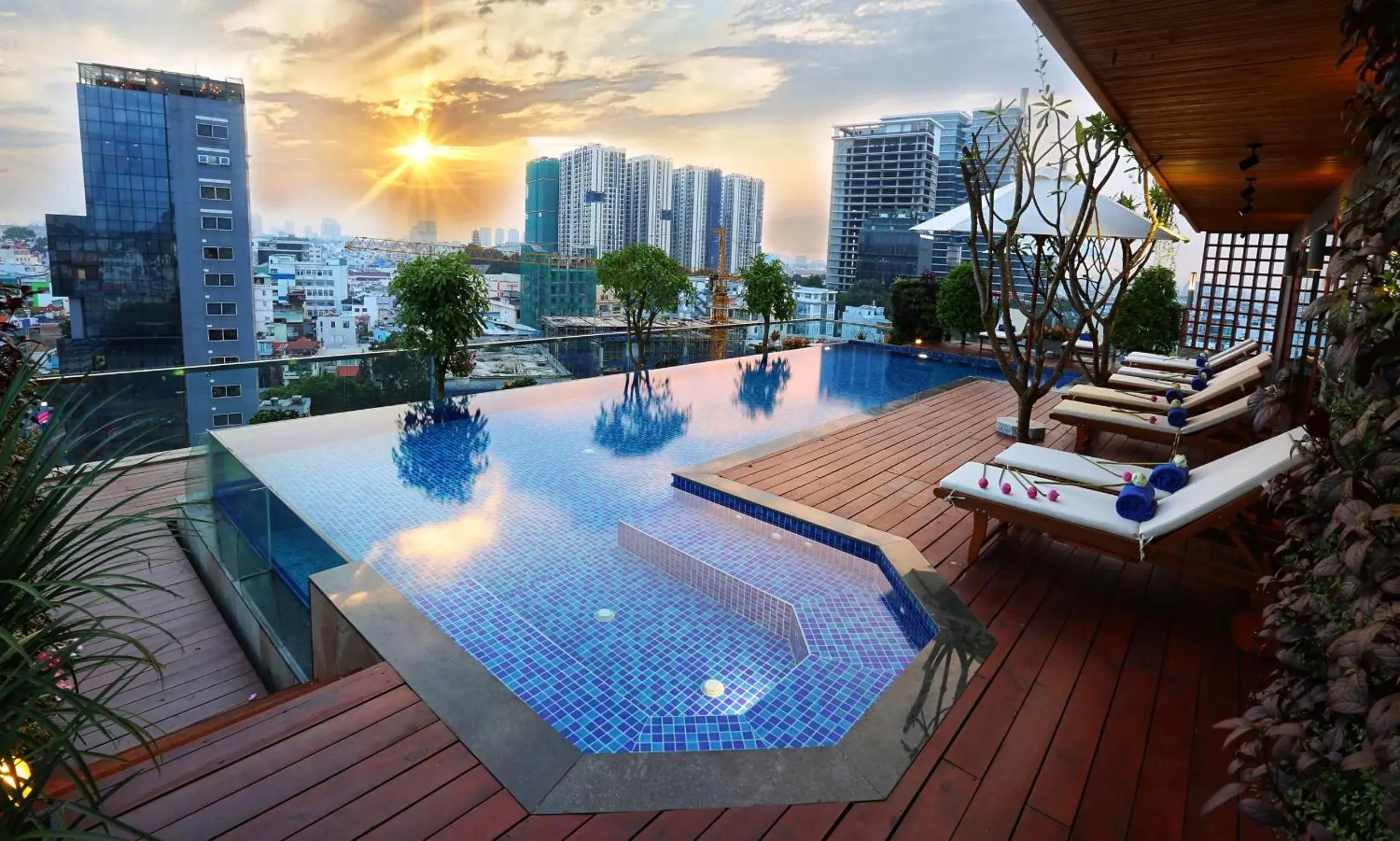 City view, Swimming Pool in Lotus Saigon Hotel