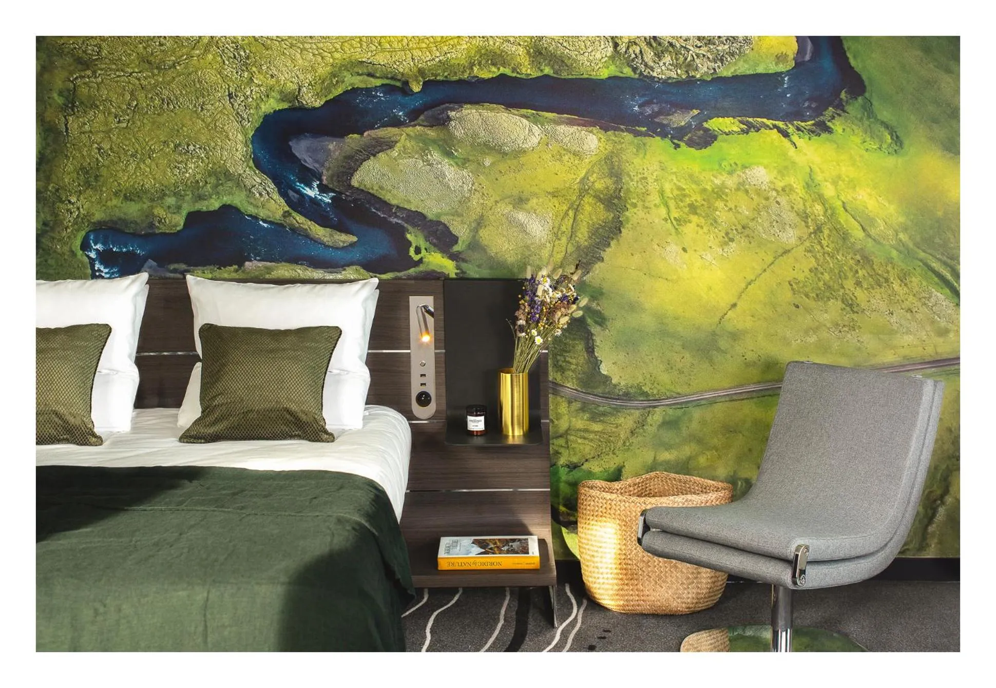 Bed in Novotel Paris Porte Versailles