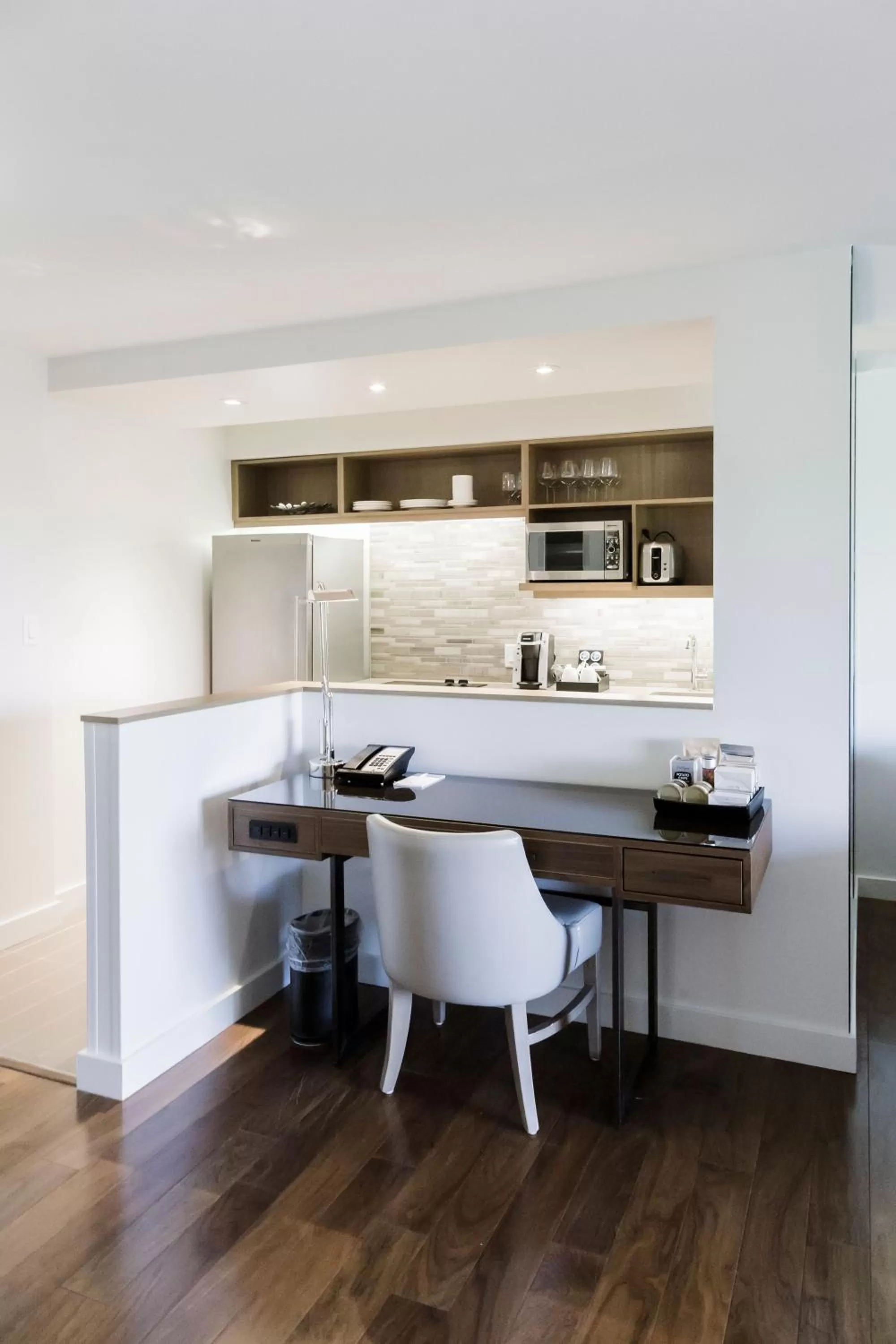 Kitchen or kitchenette in The James Hotel