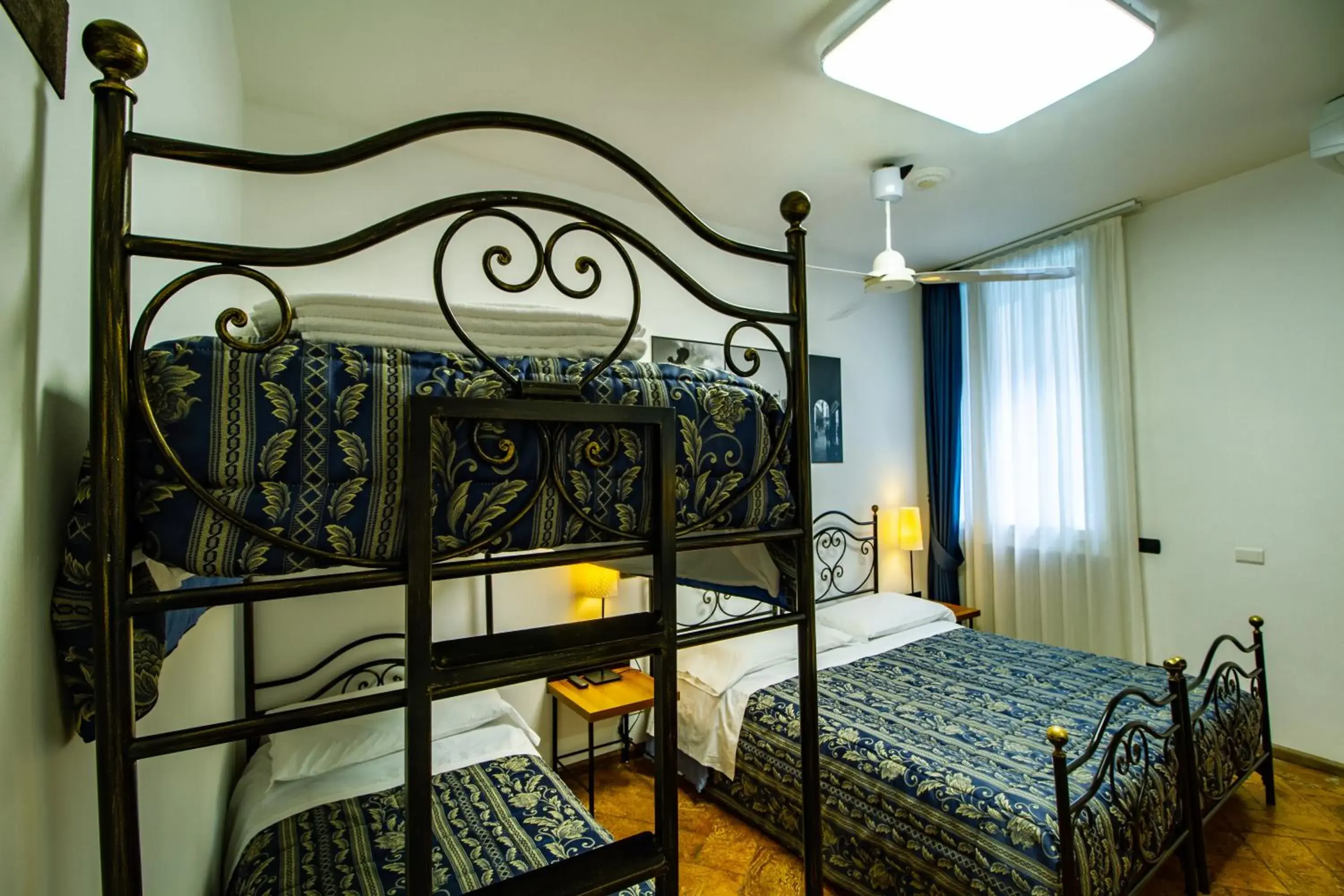 Room Photo in In Riva Al Lago