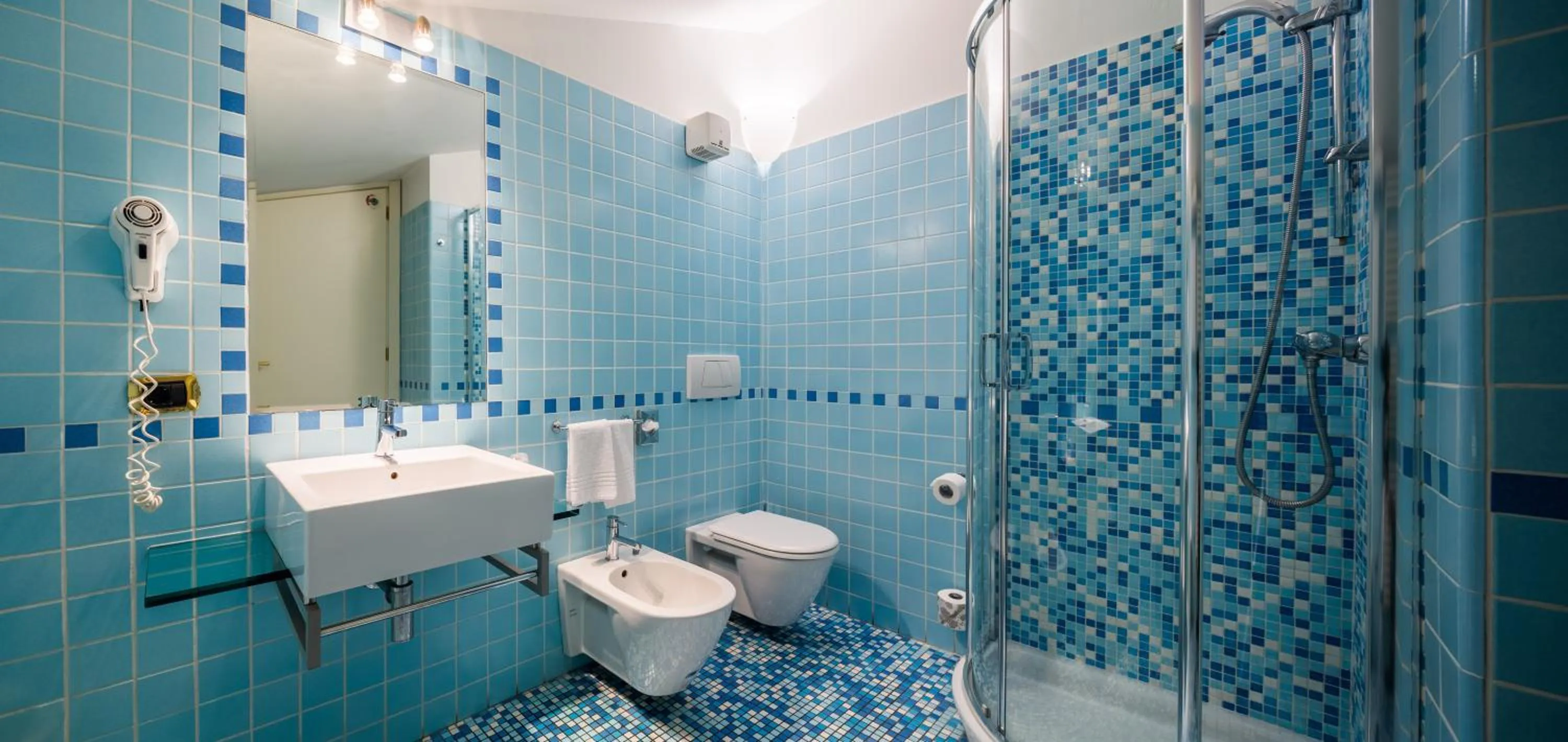 Double Room Single Use with Balcony (1 Adult) in Hotel Brandoli