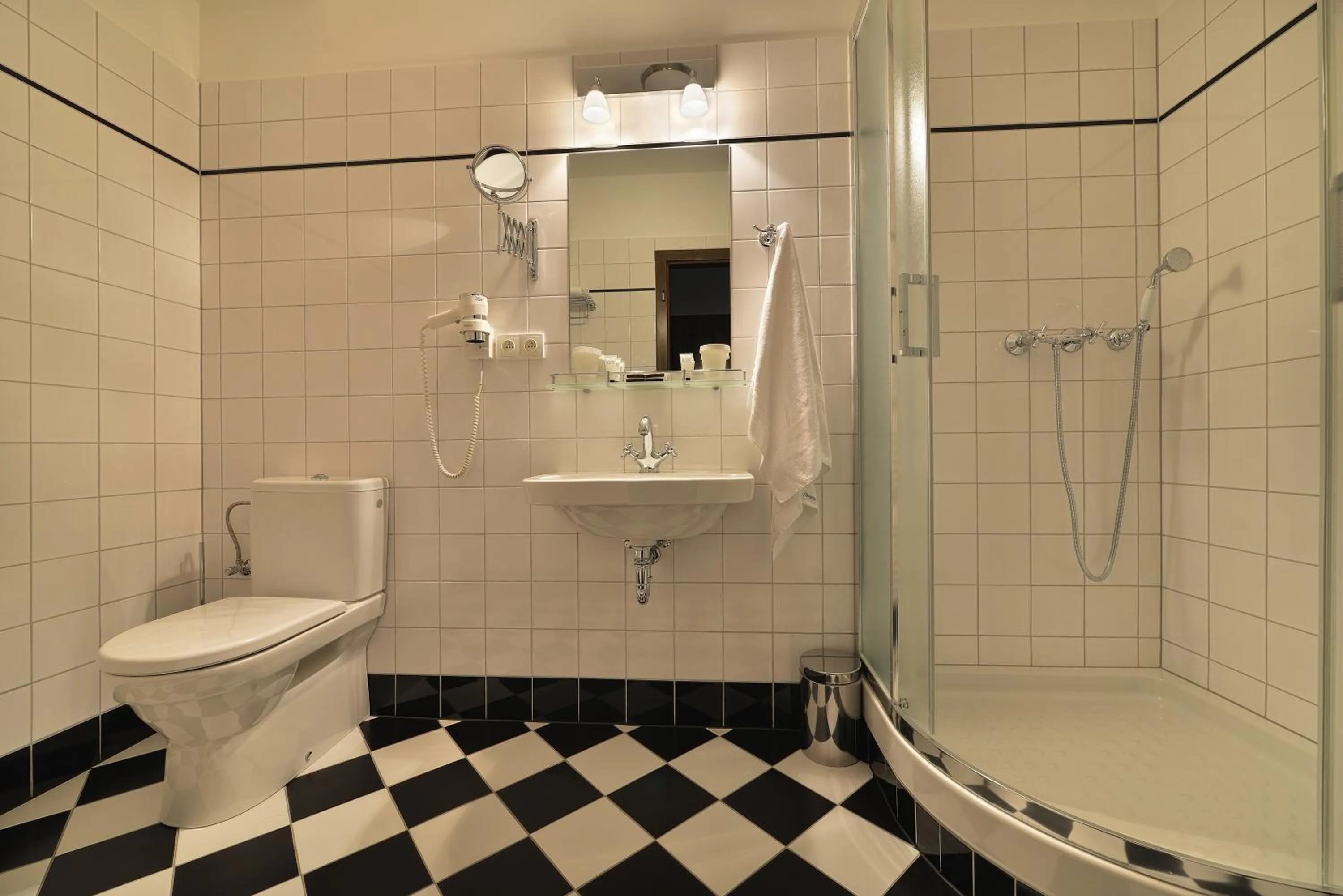 Shower in Hotel Podhrad