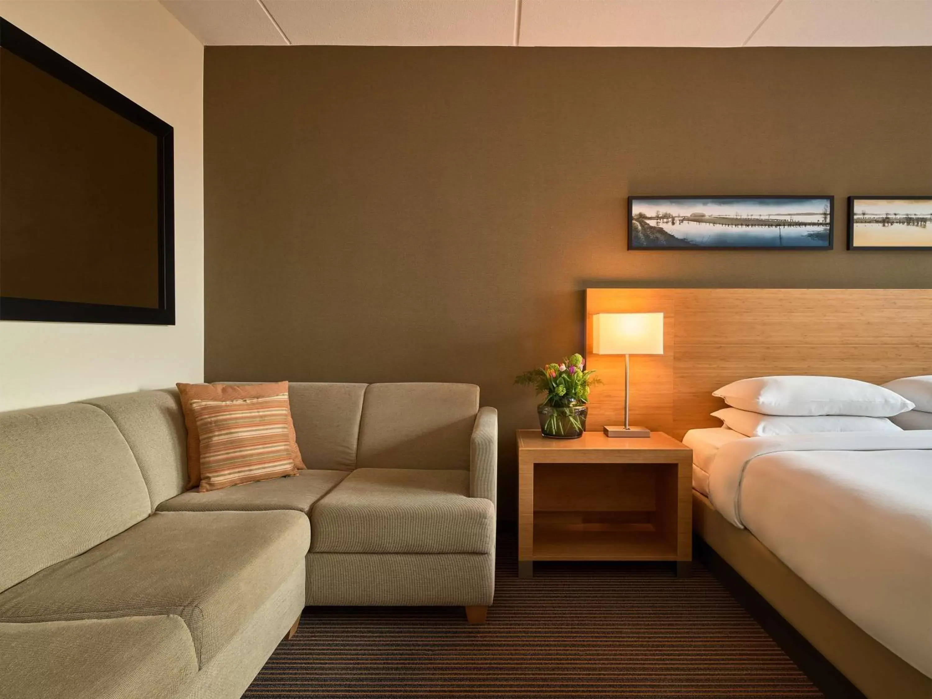 Bedroom, Seating Area in Hyatt Place Amsterdam Airport