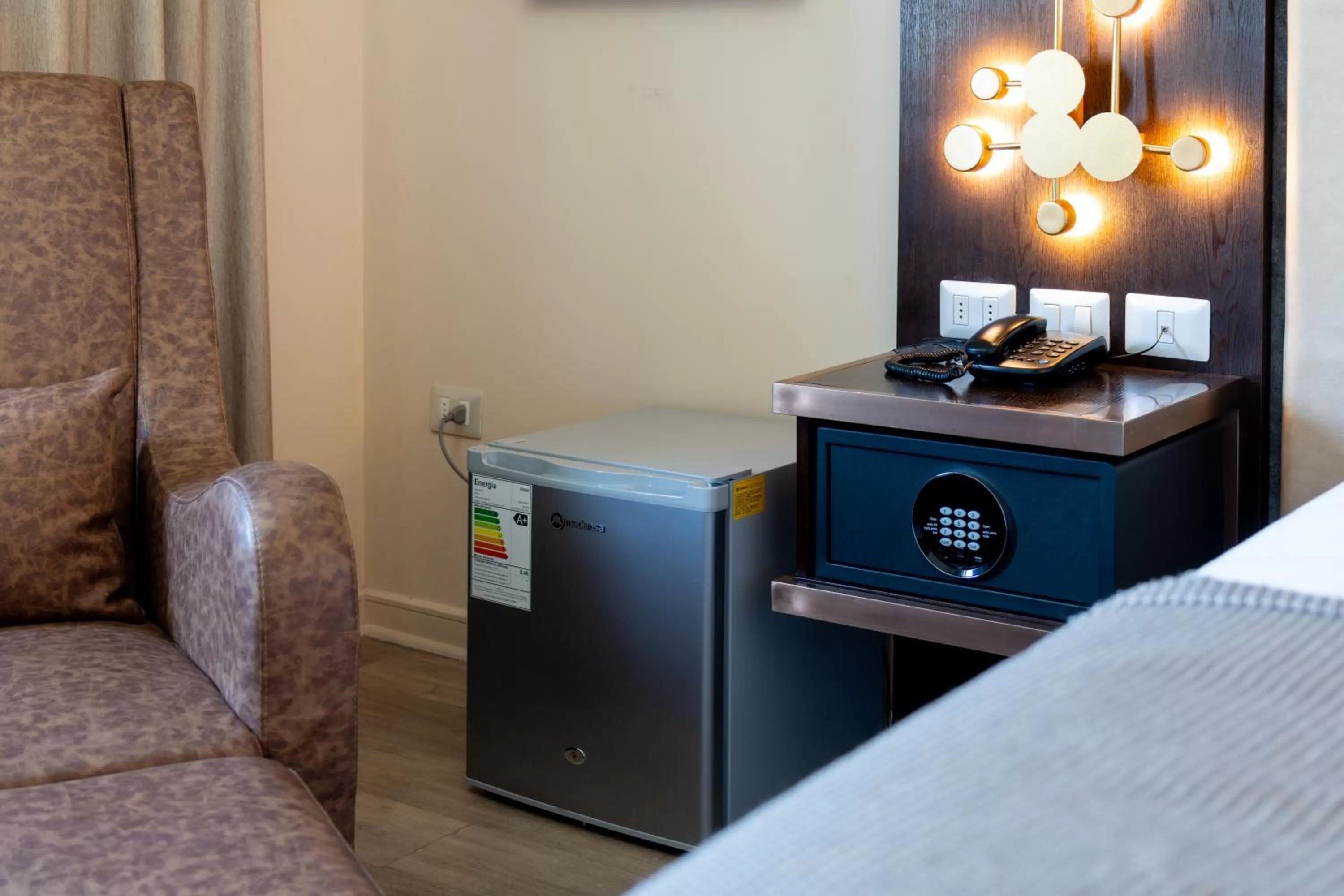 safe, Bed in Hotel HW Libertad