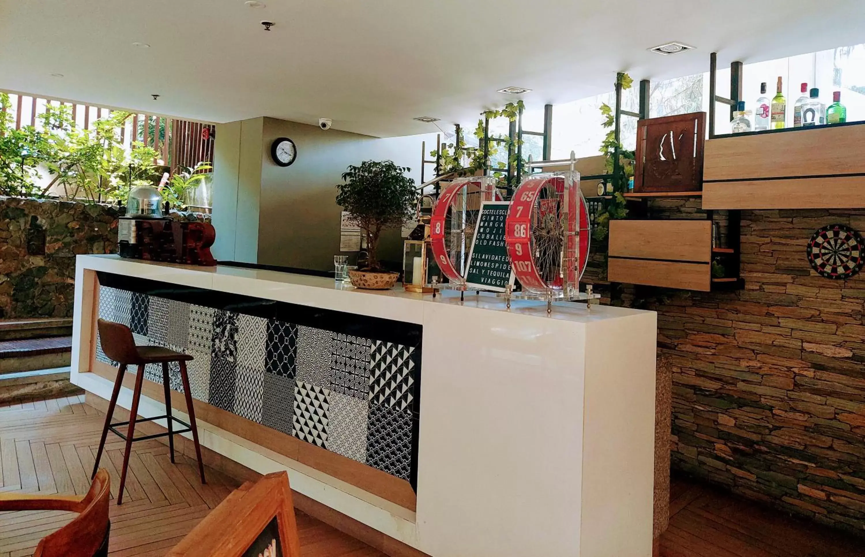 Lounge or bar in Viaggio Medellín Grand Select