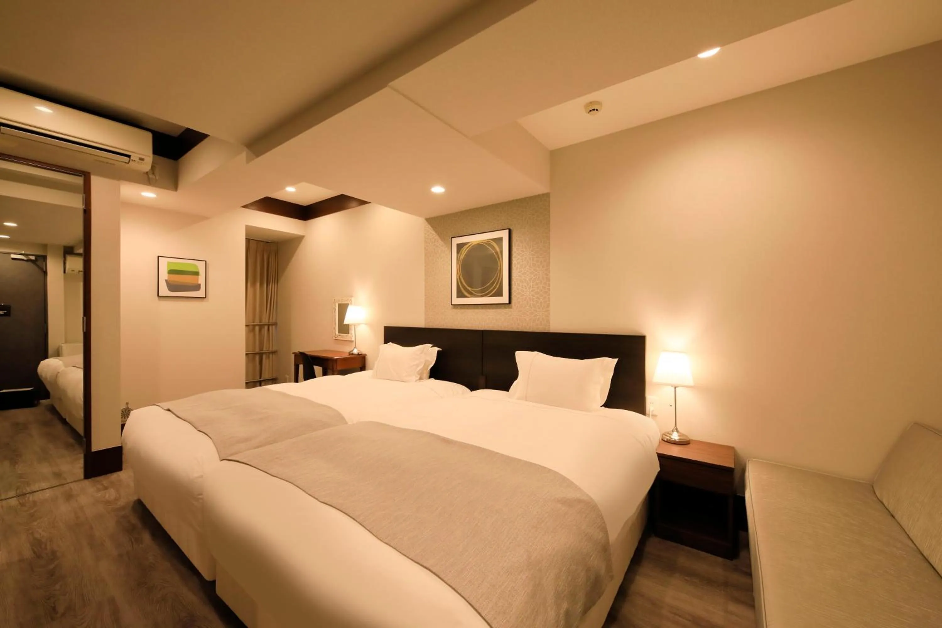 Bed in Centurion Hotel Residential Akasaka Station