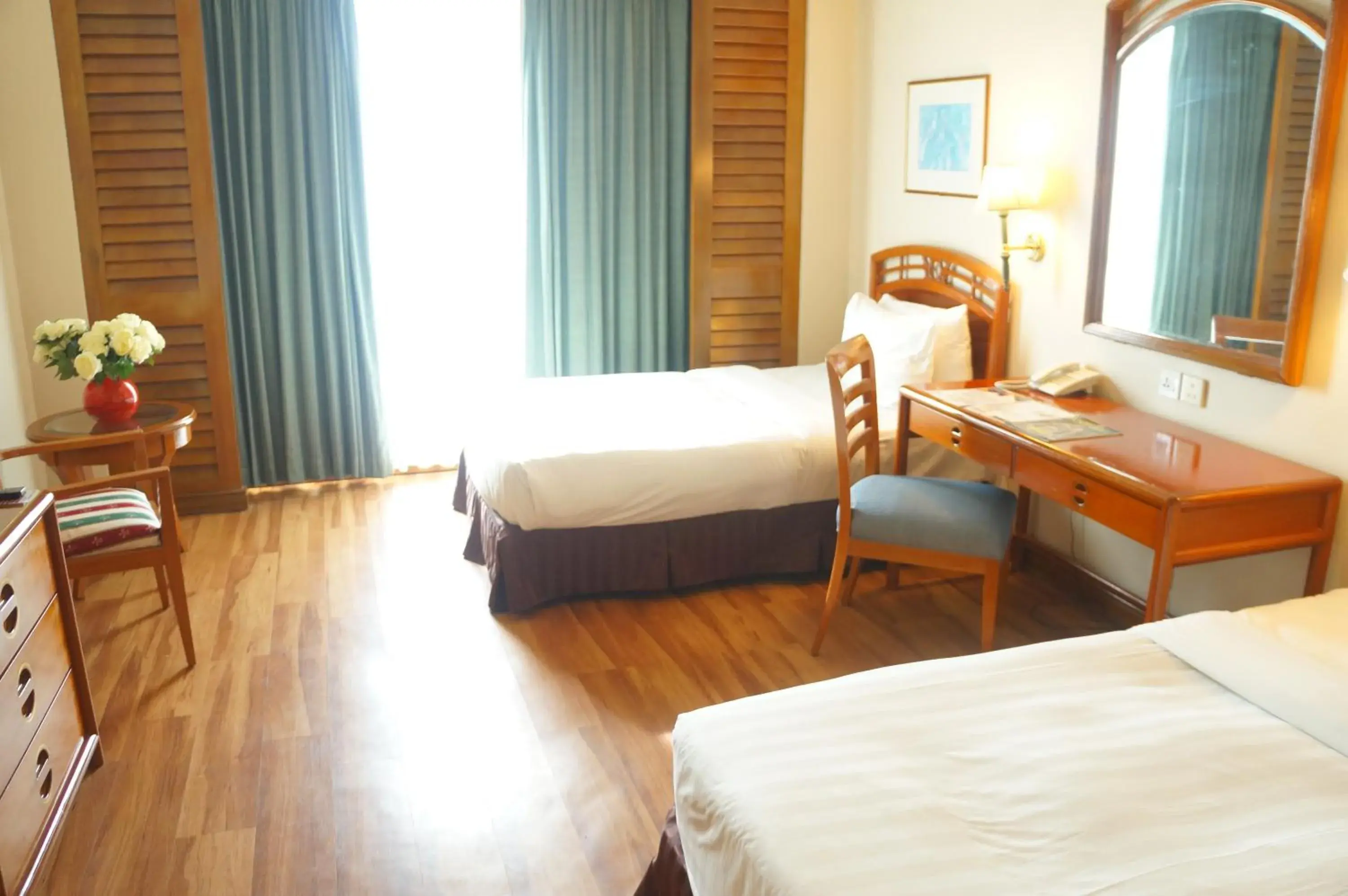 Photo of the whole room, Bed in Sabah Oriental Hotel