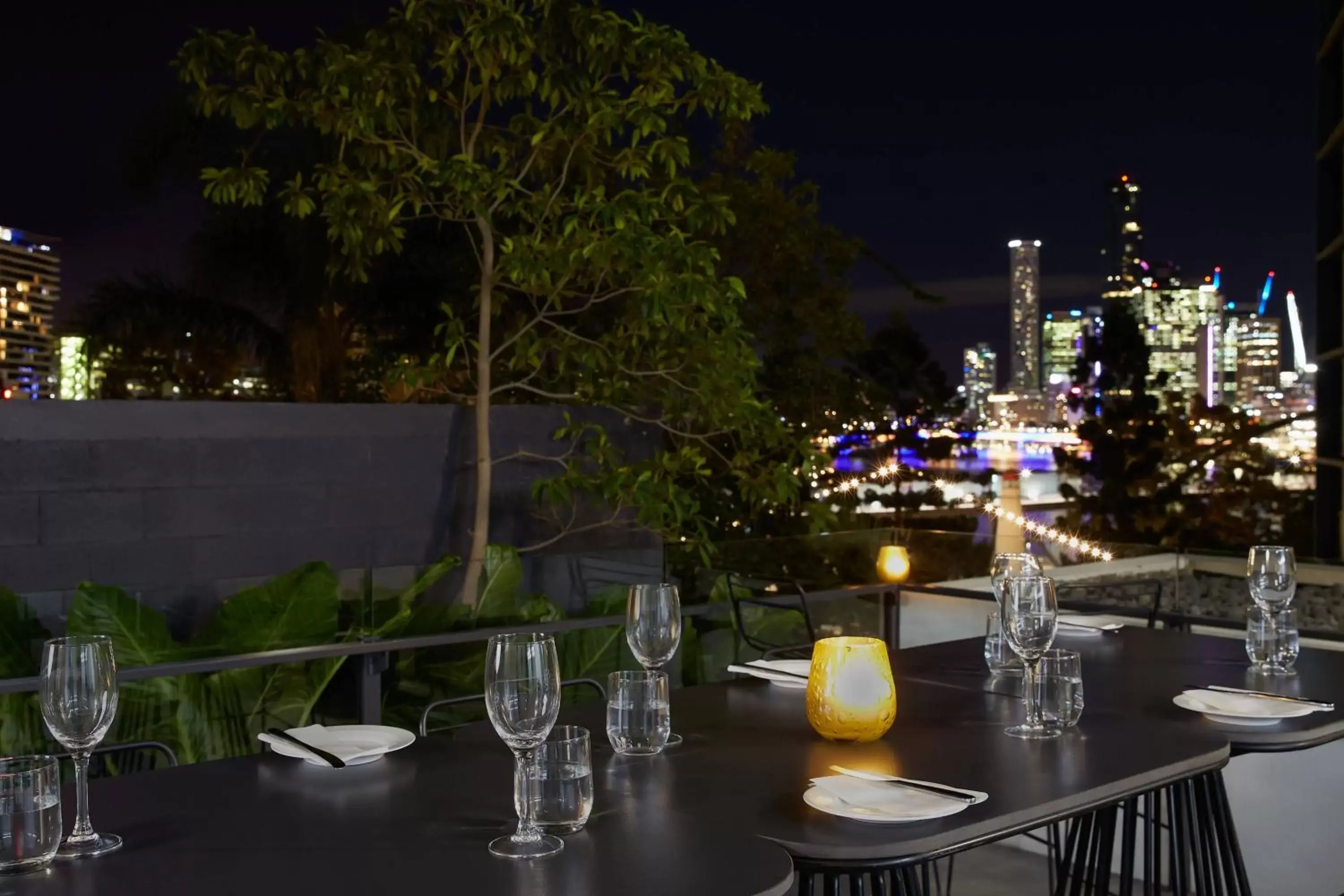 Meeting/conference room in Courtyard by Marriott Brisbane South Bank