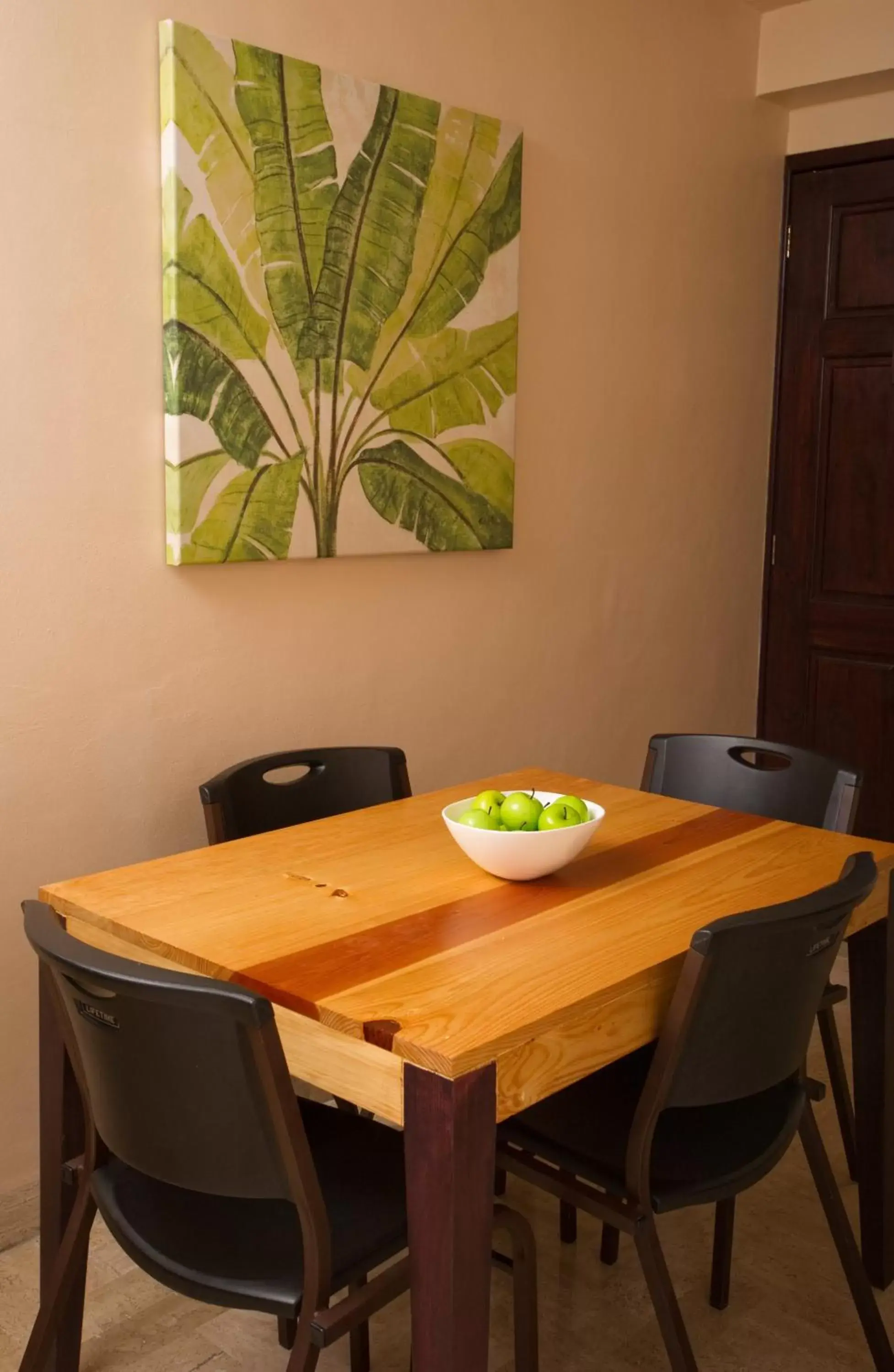 Dining Area in "5TH AVENUE" Sol del Caribe Apart Hotel "by BFH"