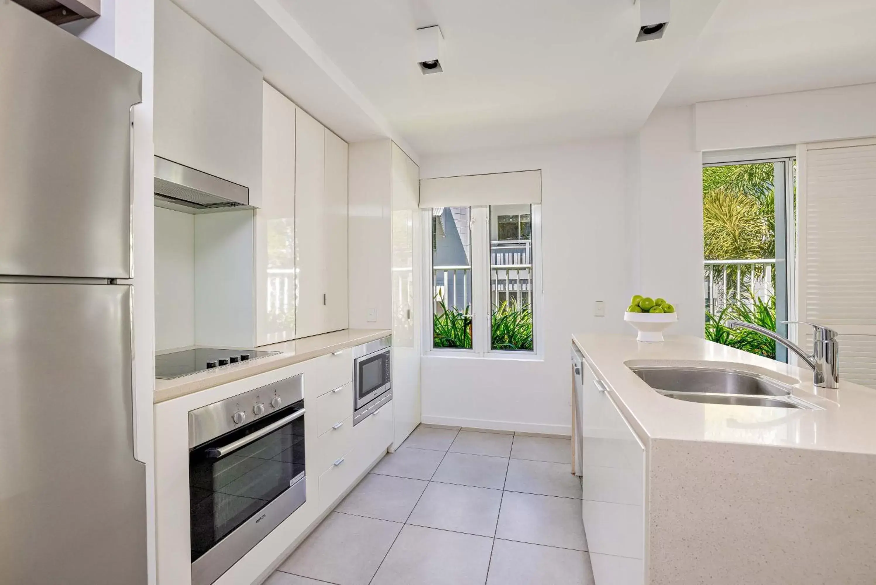 Kitchen or kitchenette, Kitchen/Kitchenette in Peppers Beach Club