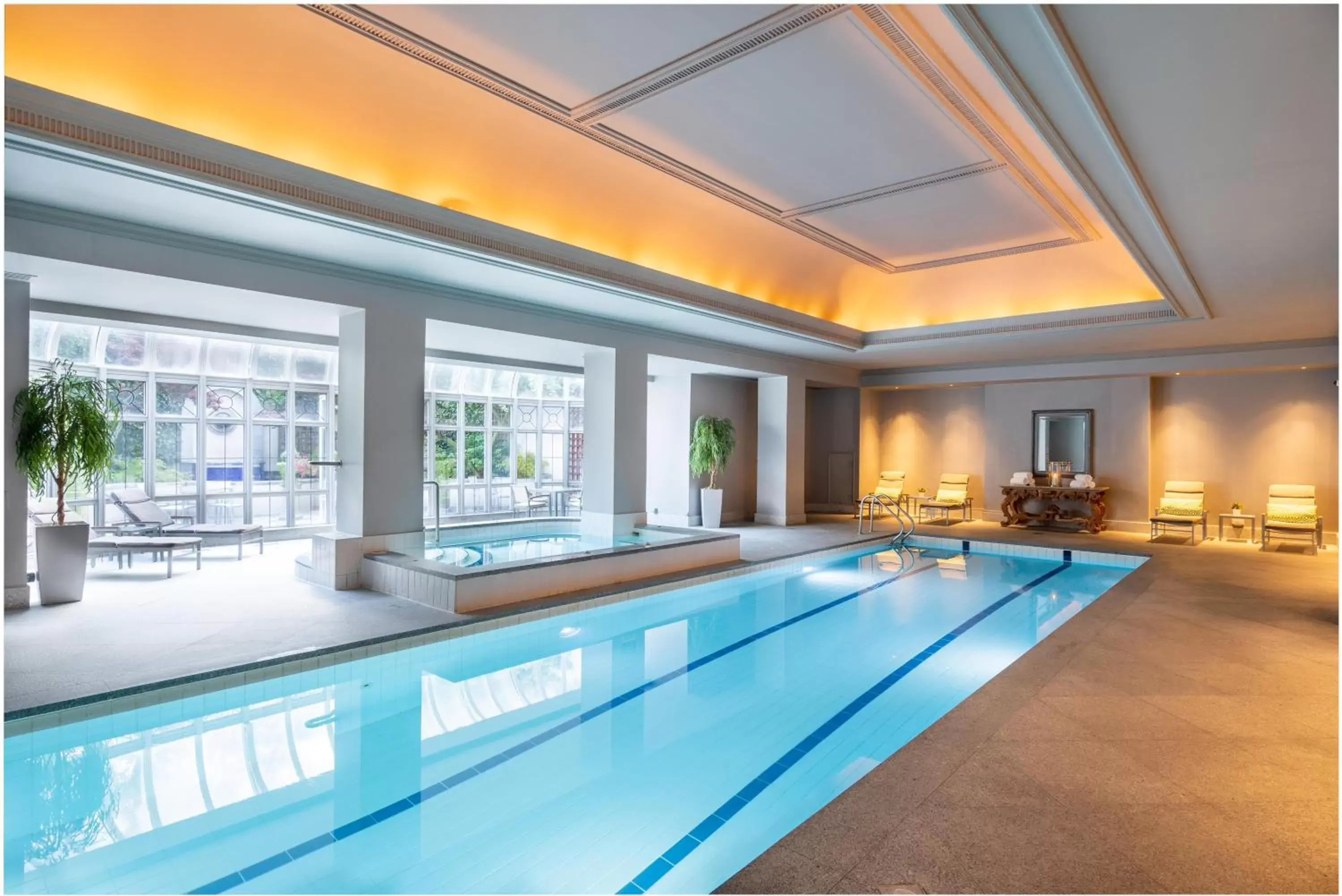 Swimming Pool in InterContinental Dublin, an IHG Hotel