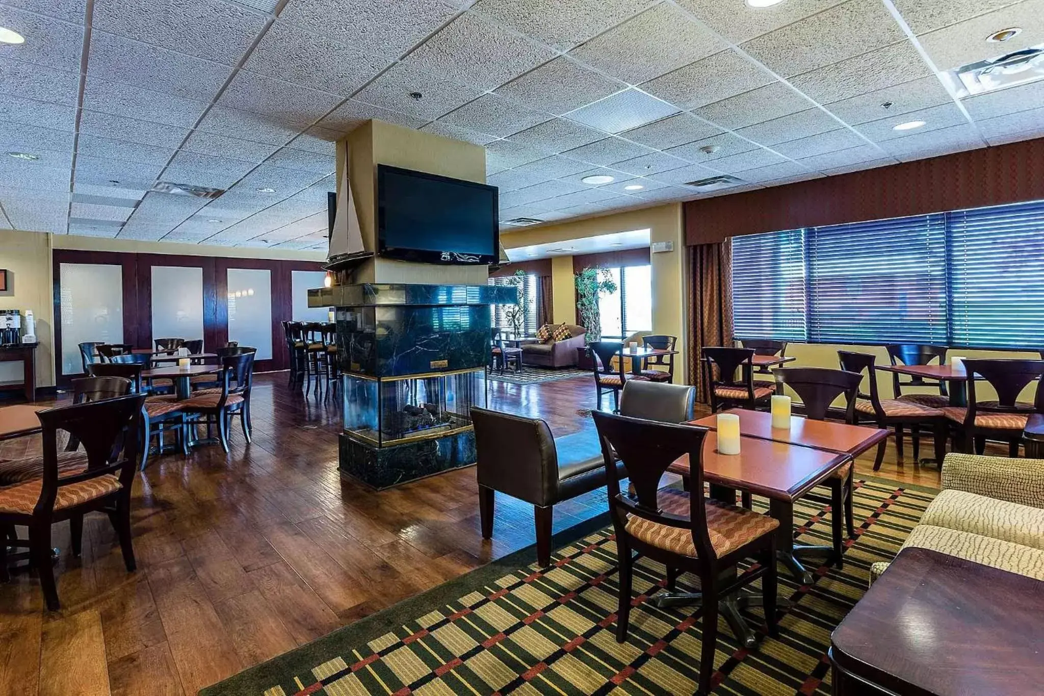 Restaurant/places to eat in Hampton Inn Somerset Restaurant/places to eat in Hampton Inn Somerset