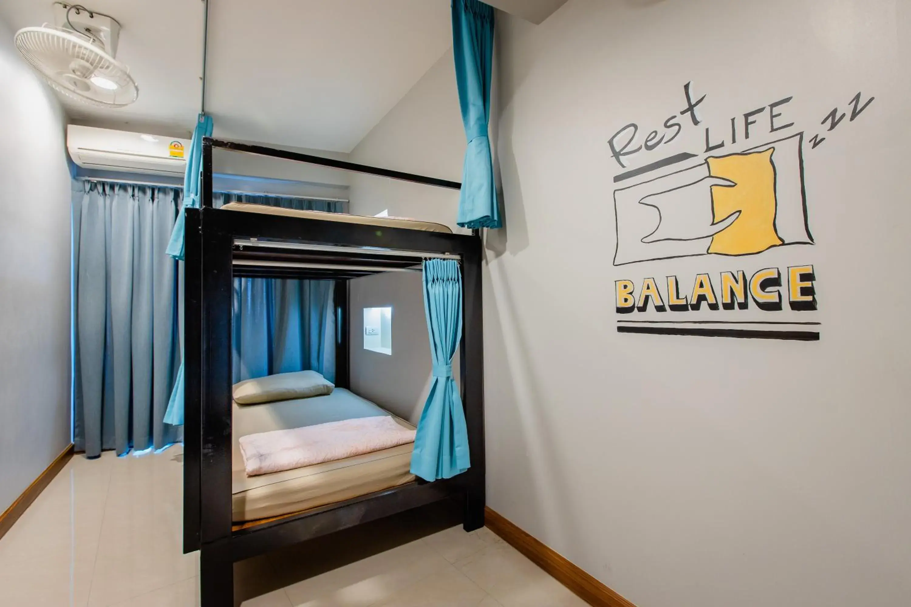 bunk bed in Restiny Hostel