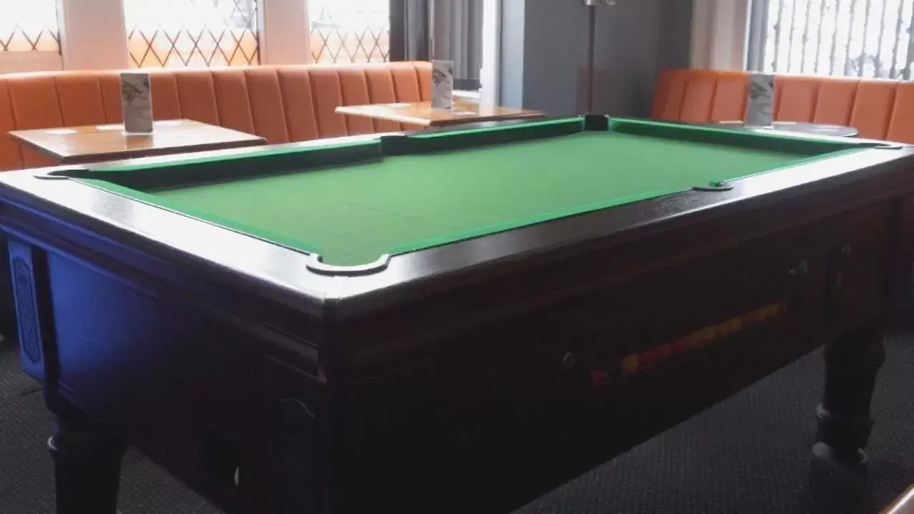 Billiard, Billiards in The Norwood Hotel For Groups-The Party Weekender!