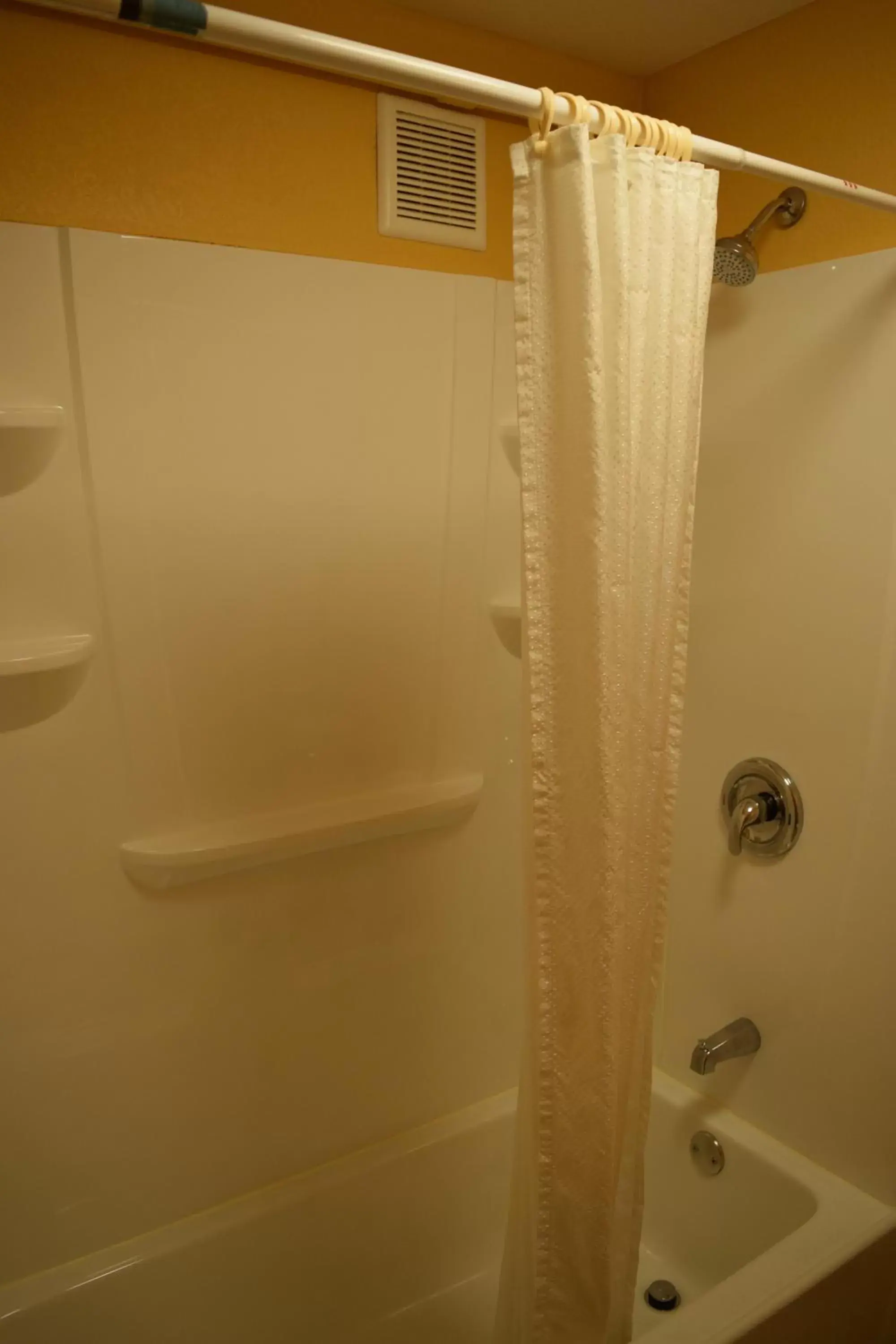 Bathroom in Royal Victorian Motel