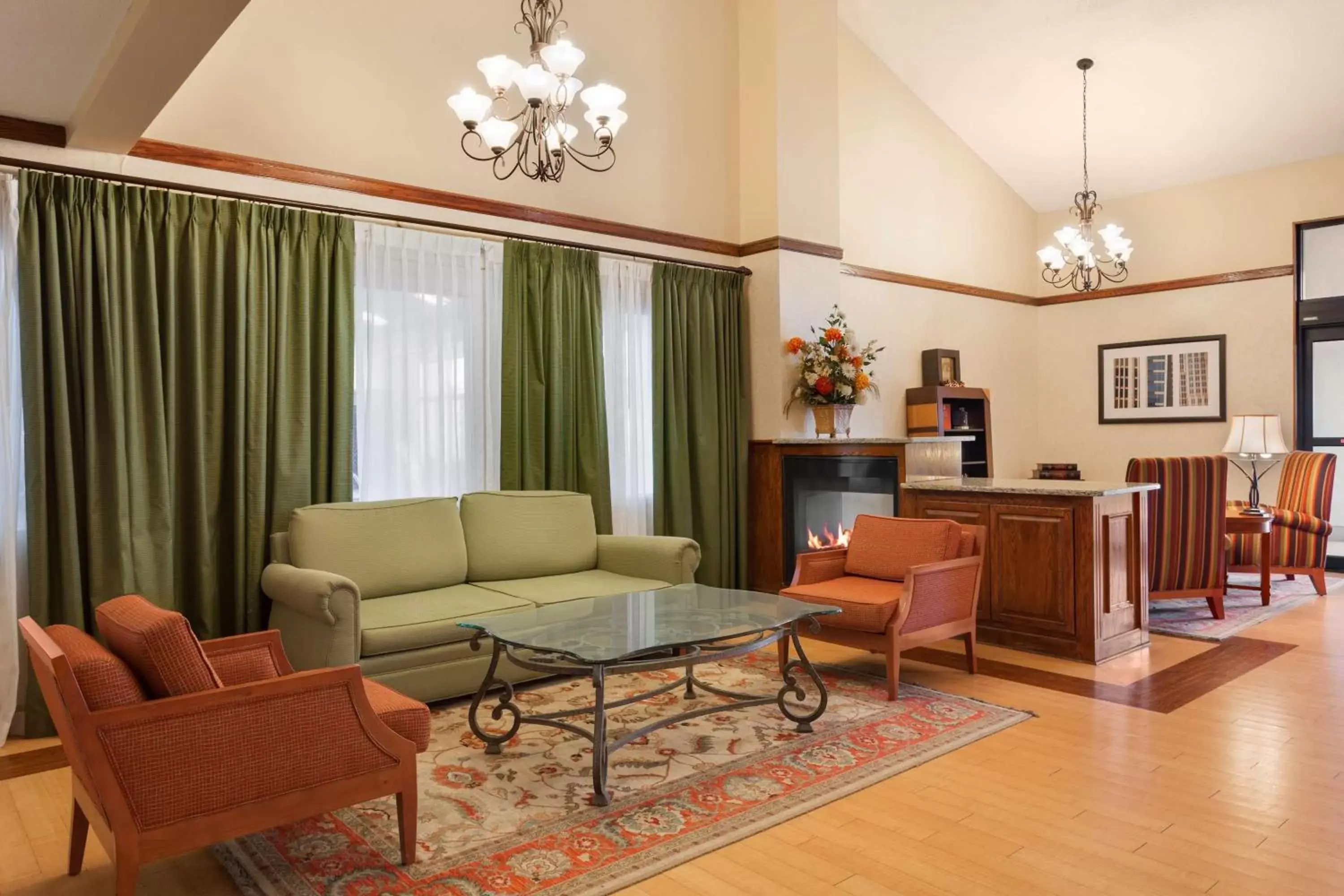 Lobby or reception, Seating Area in Country Inn & Suites by Radisson, Coon Rapids, MN