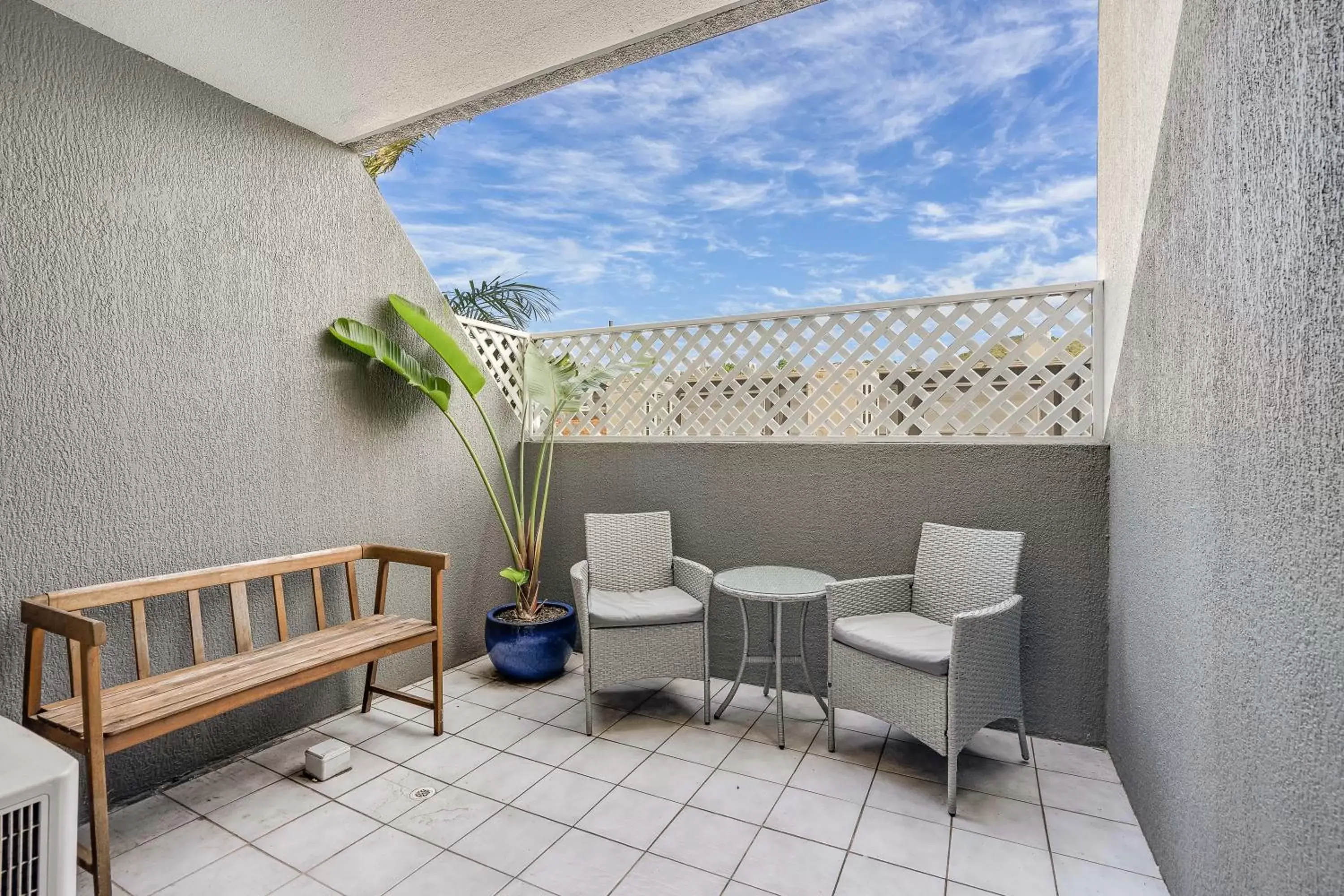 Balcony/Terrace in Nelson Towers Motel & Apartments