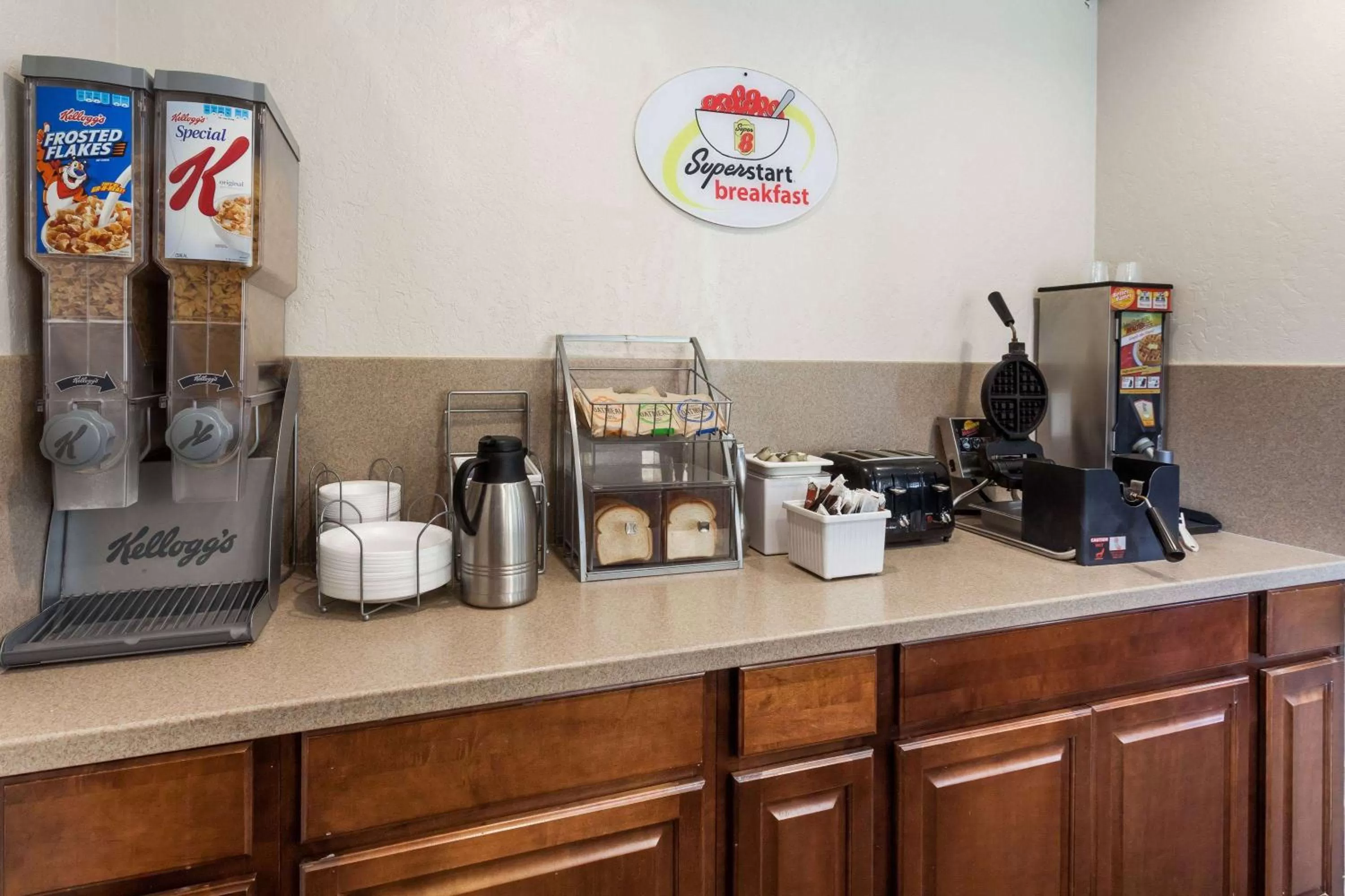 Breakfast in Super 8 by Wyndham Visalia