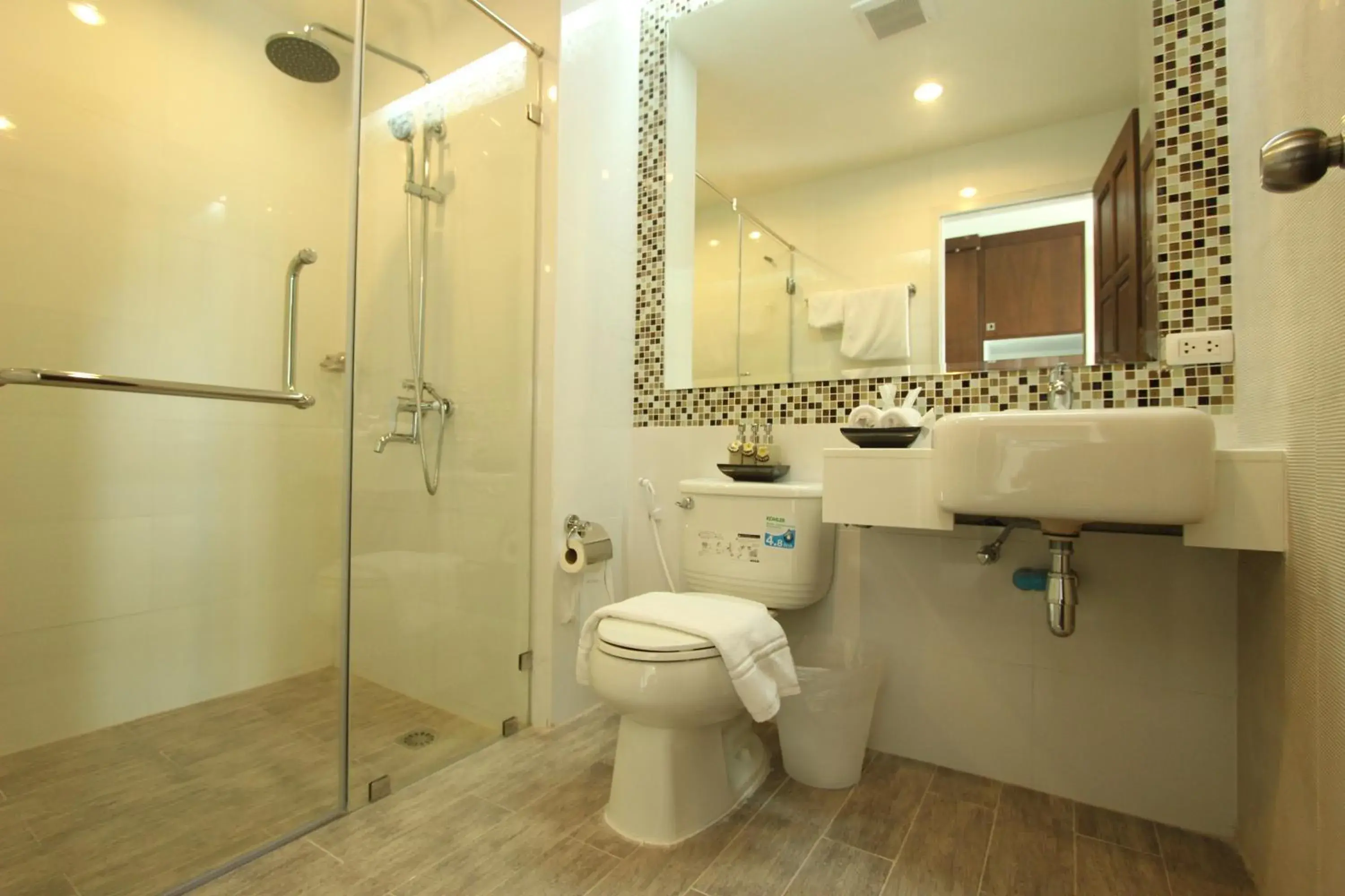 Twin Room Non-Smoking in At Residence Suvarnabhumi Hotel - SHA Extra Plus