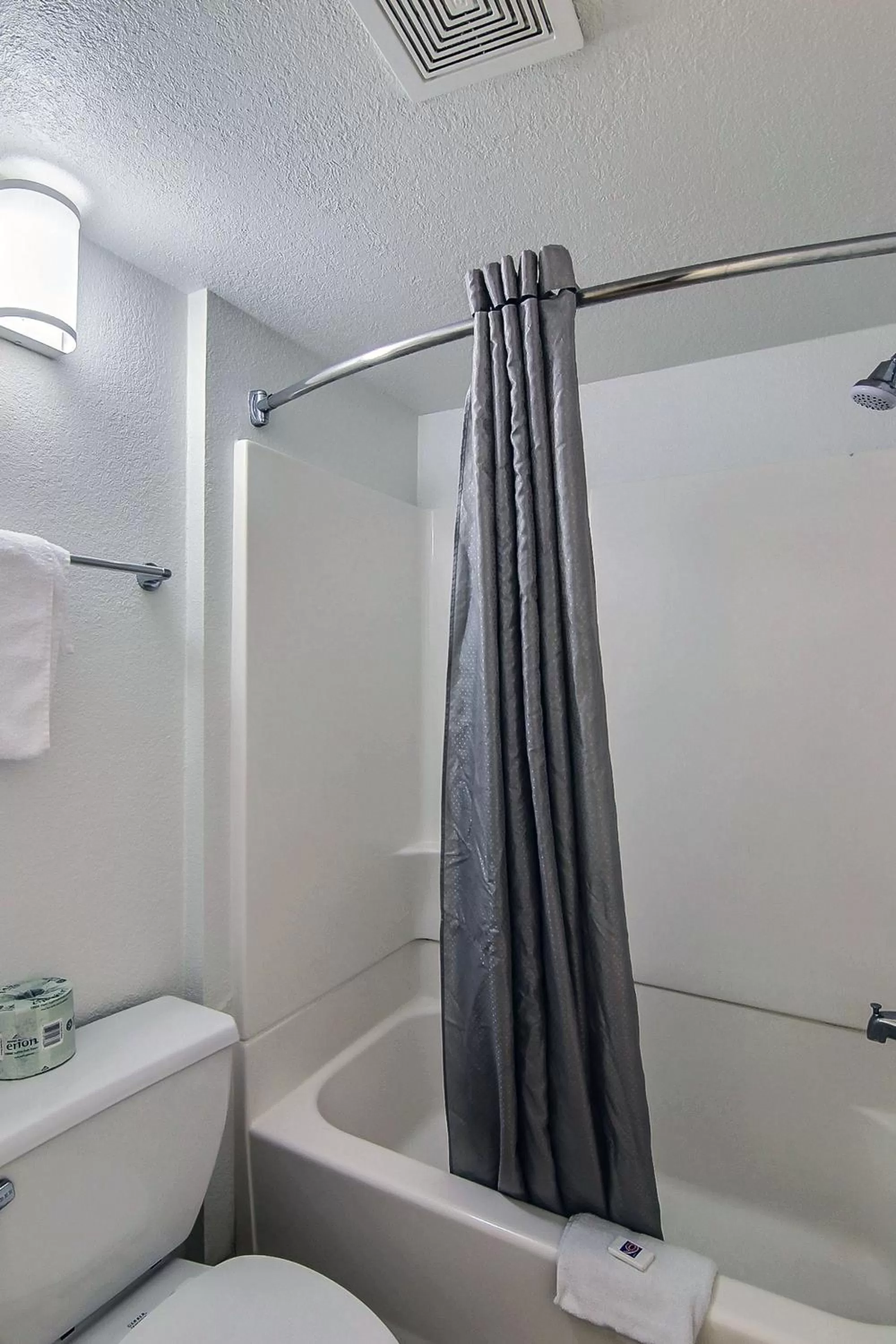 Shower in Motel 6-Carpinteria, CA - Santa Barbara - South