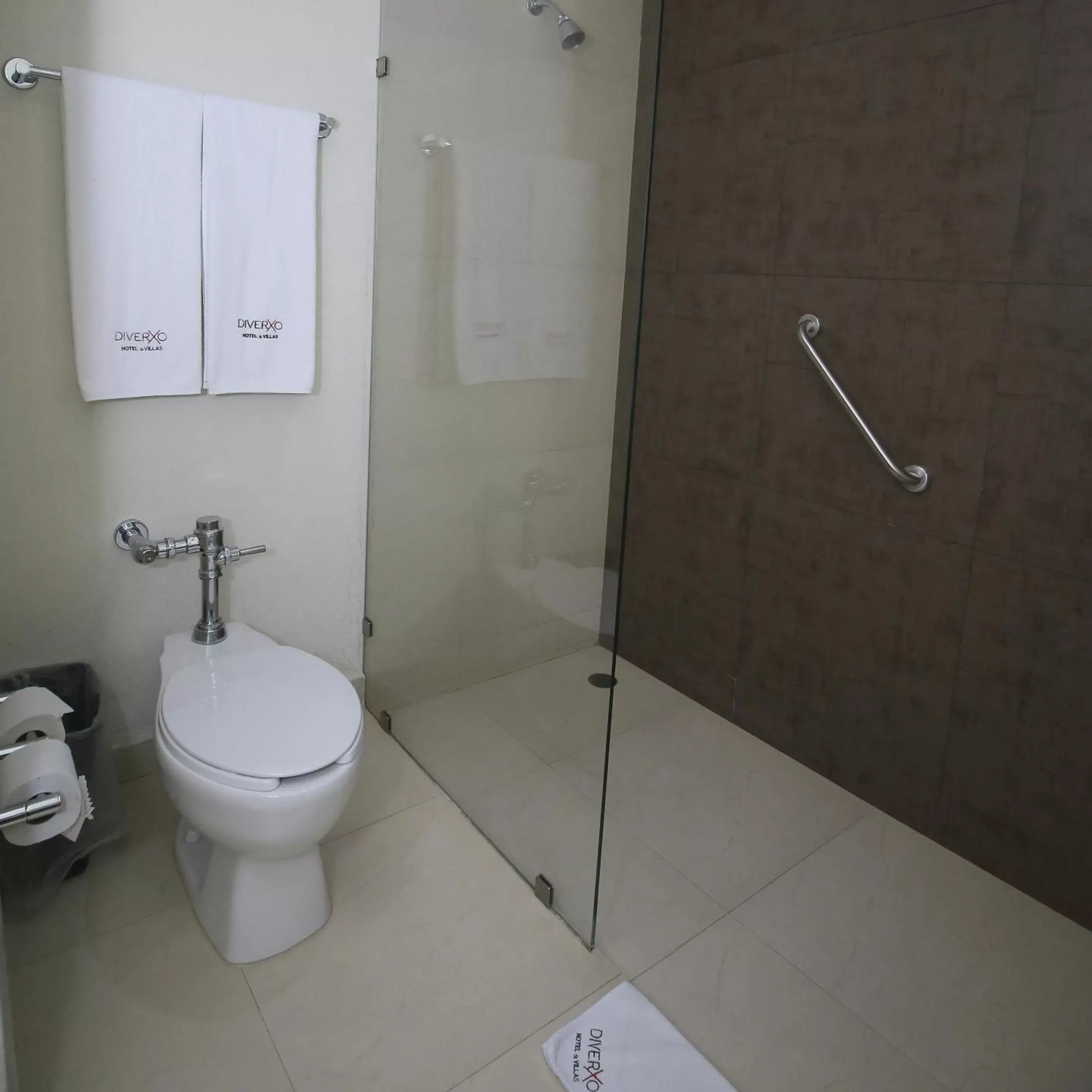 Bathroom in Diverxo Hotel & Villas