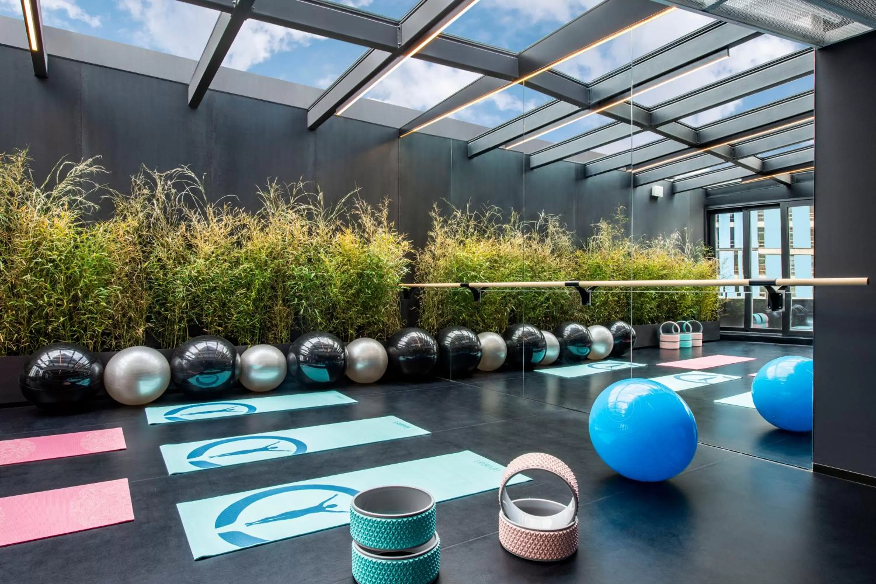 Fitness centre/facilities in Pullman Tbilisi Axis Towers