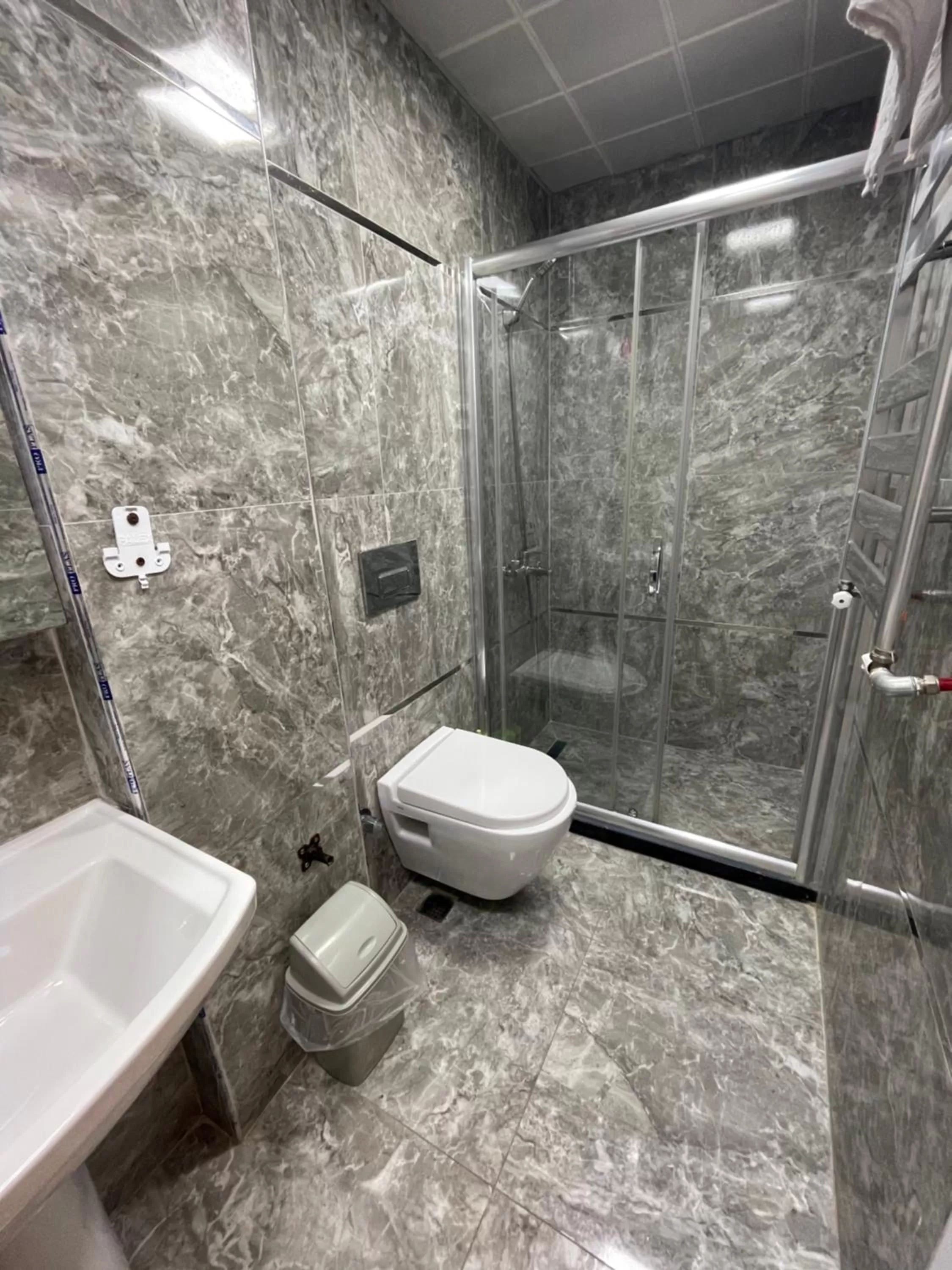 Shower in Arat Apartments
