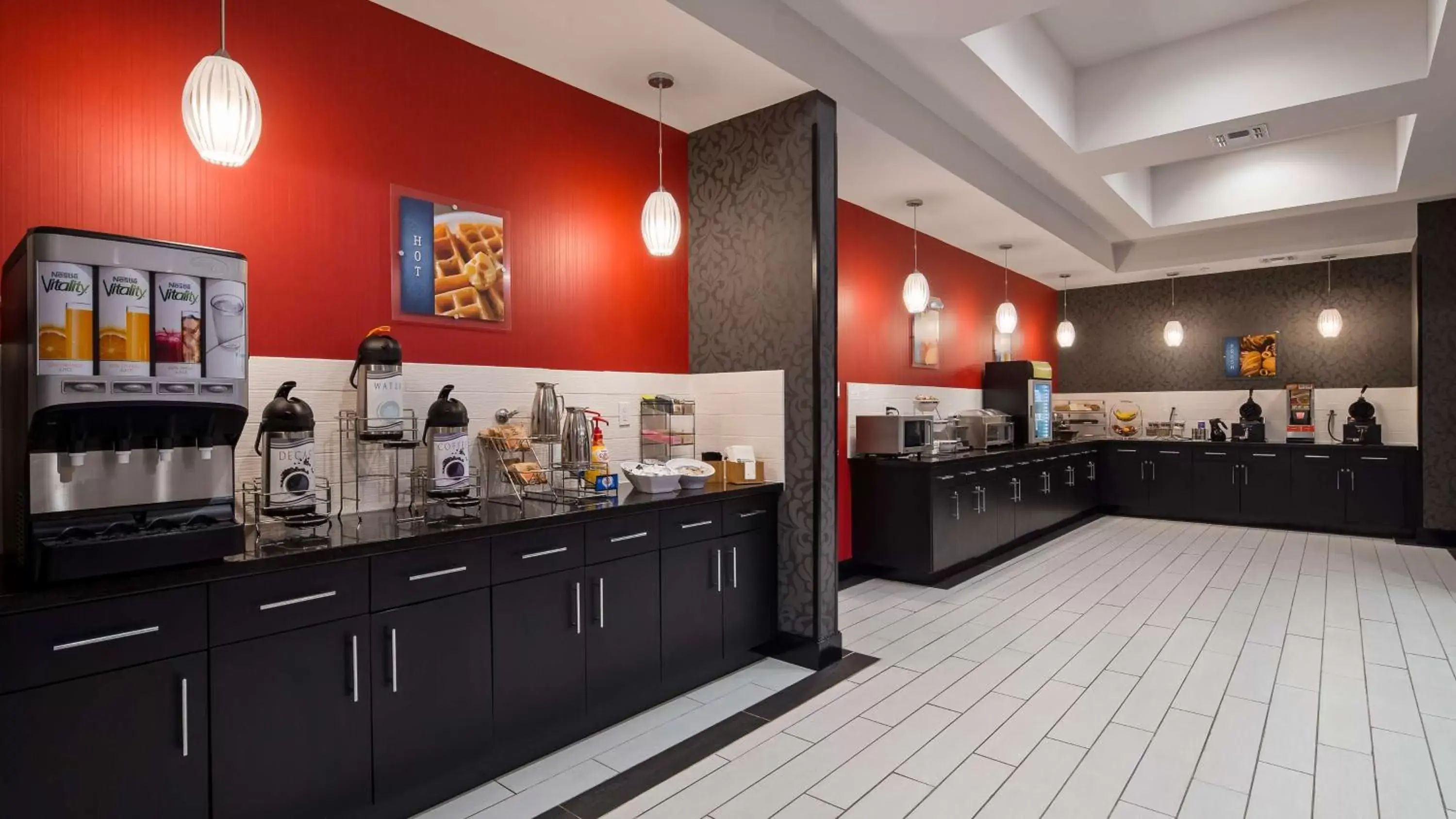 Breakfast in Best Western Plus Laredo Inn & Suites Breakfast in Best Western Plus Laredo Inn & Suites