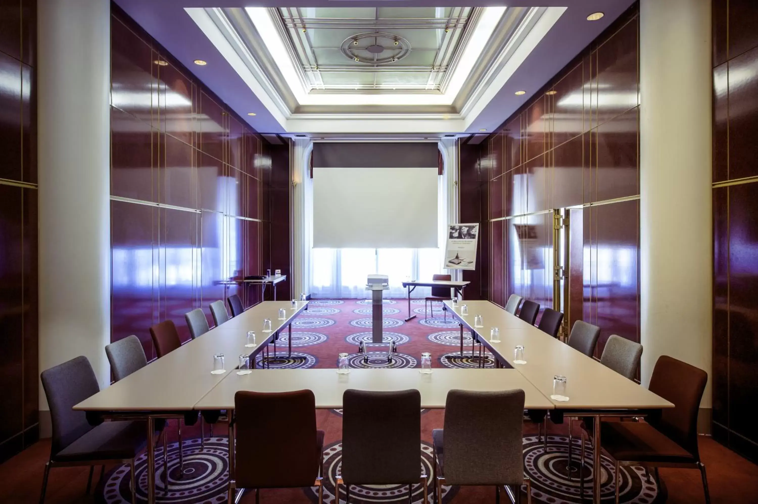 Meeting/conference room in Mercure Lyon Centre Château Perrache