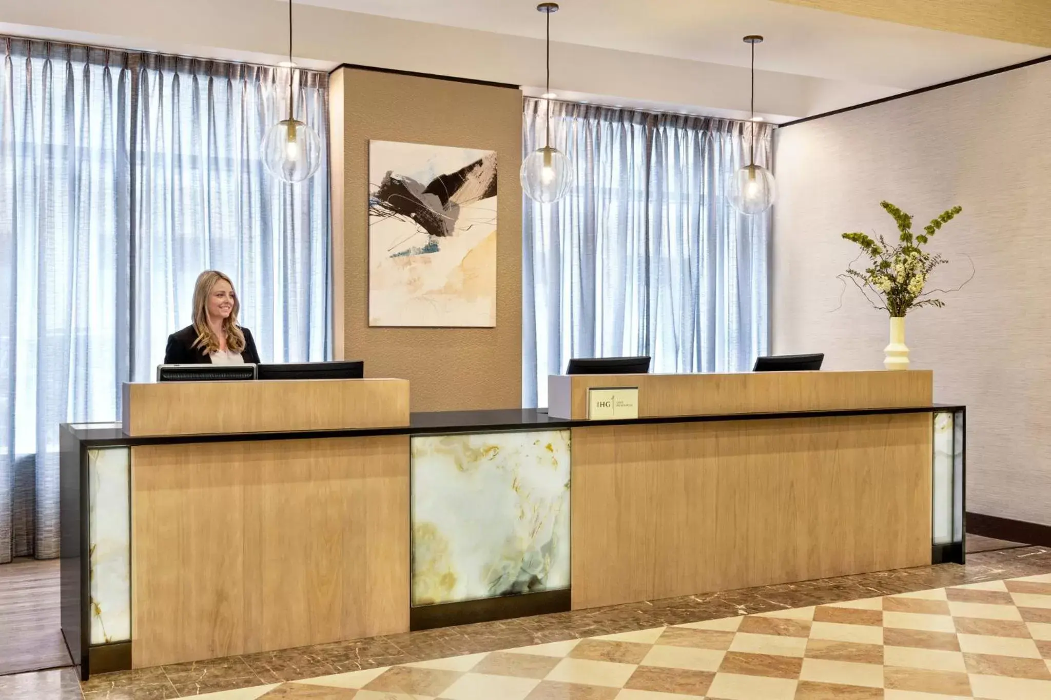 Property building, Lobby/Reception in Crowne Plaza Cleveland at Playhouse Square, an IHG Hotel