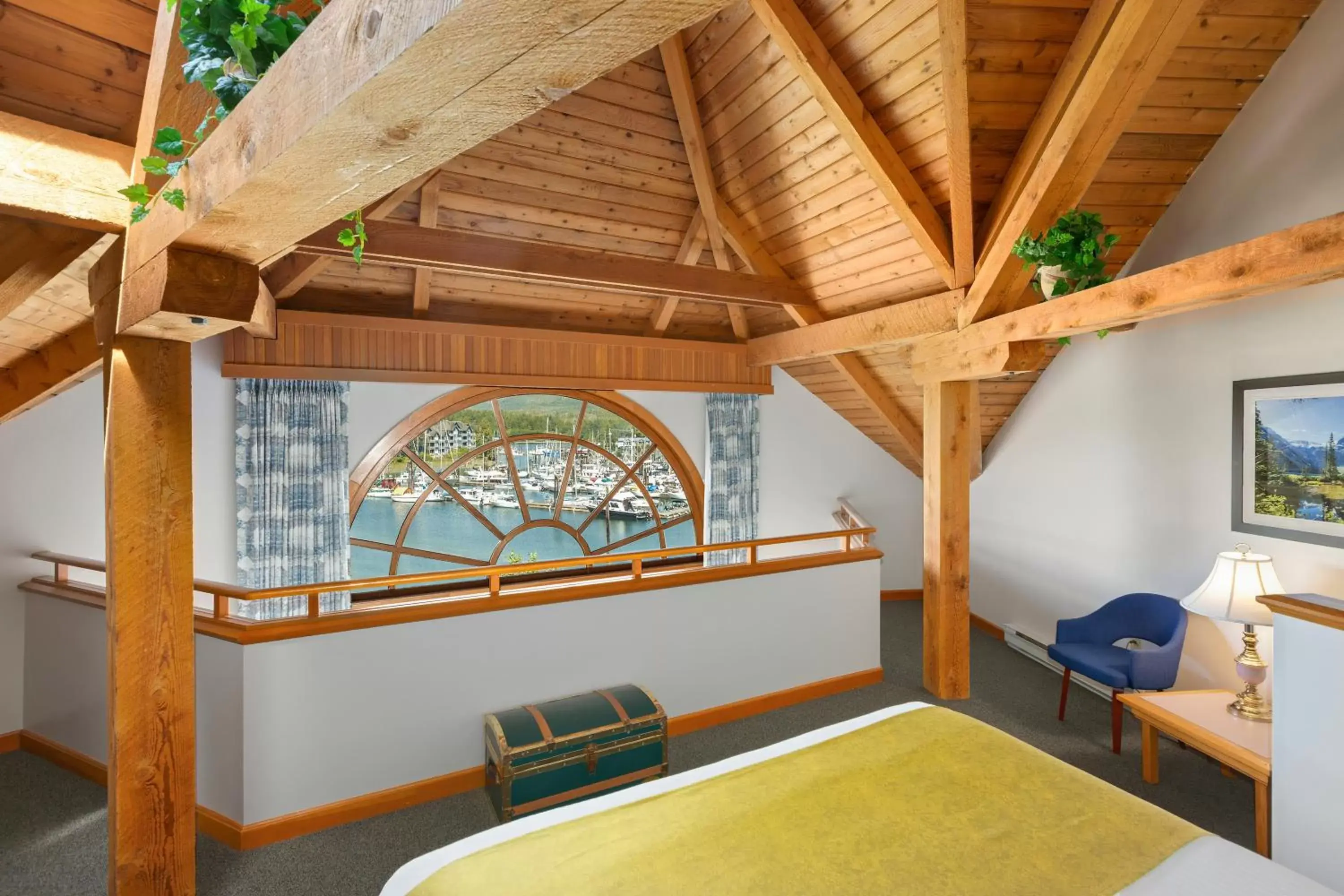 Bedroom in Canadian Princess Lodge & Marina