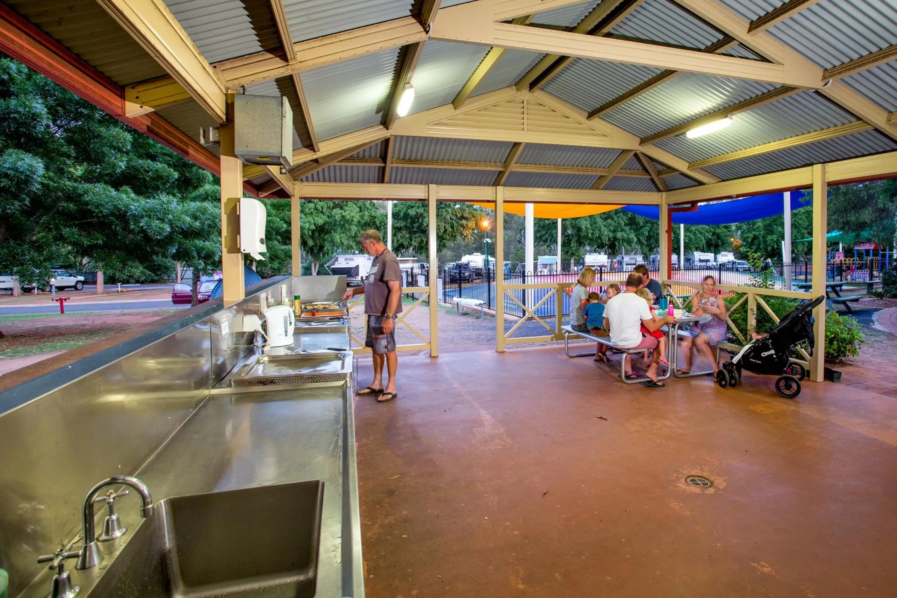 BBQ facilities in Discovery Parks - Dubbo