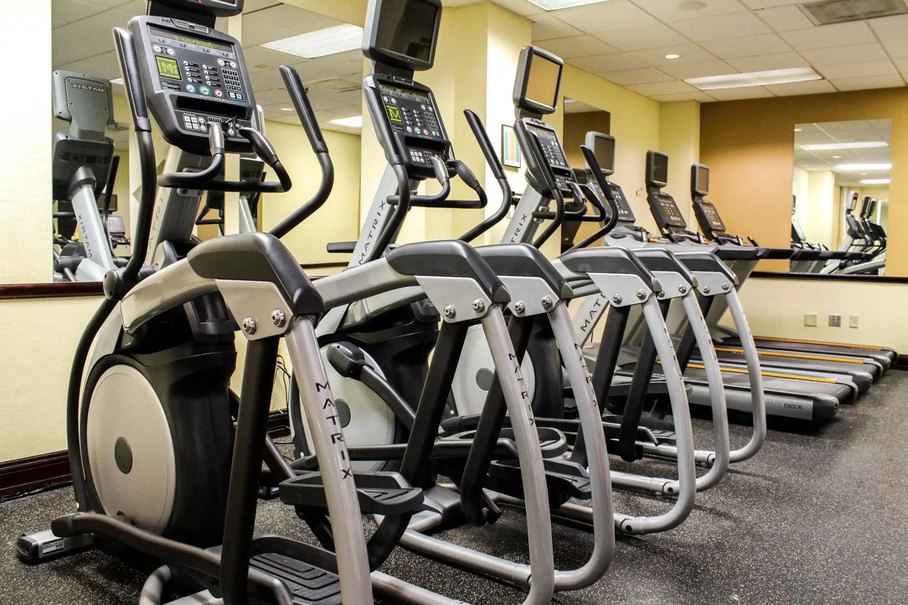 Fitness centre/facilities, Fitness Center/Facilities in Crowne Plaza Cleveland Airport, an IHG Hotel