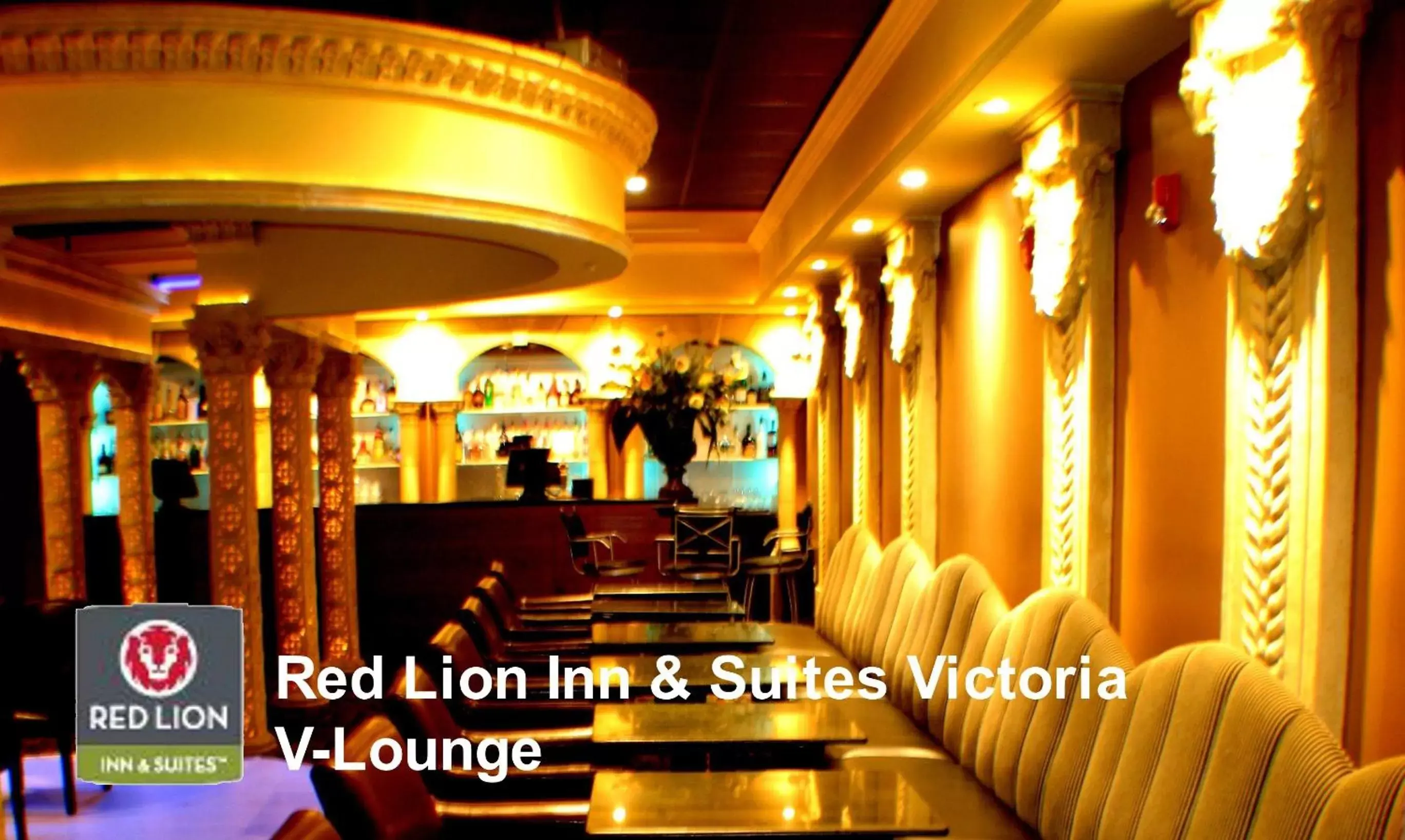 Lounge or bar, Restaurant/Places to Eat in Red Lion Inn and Suites Victoria