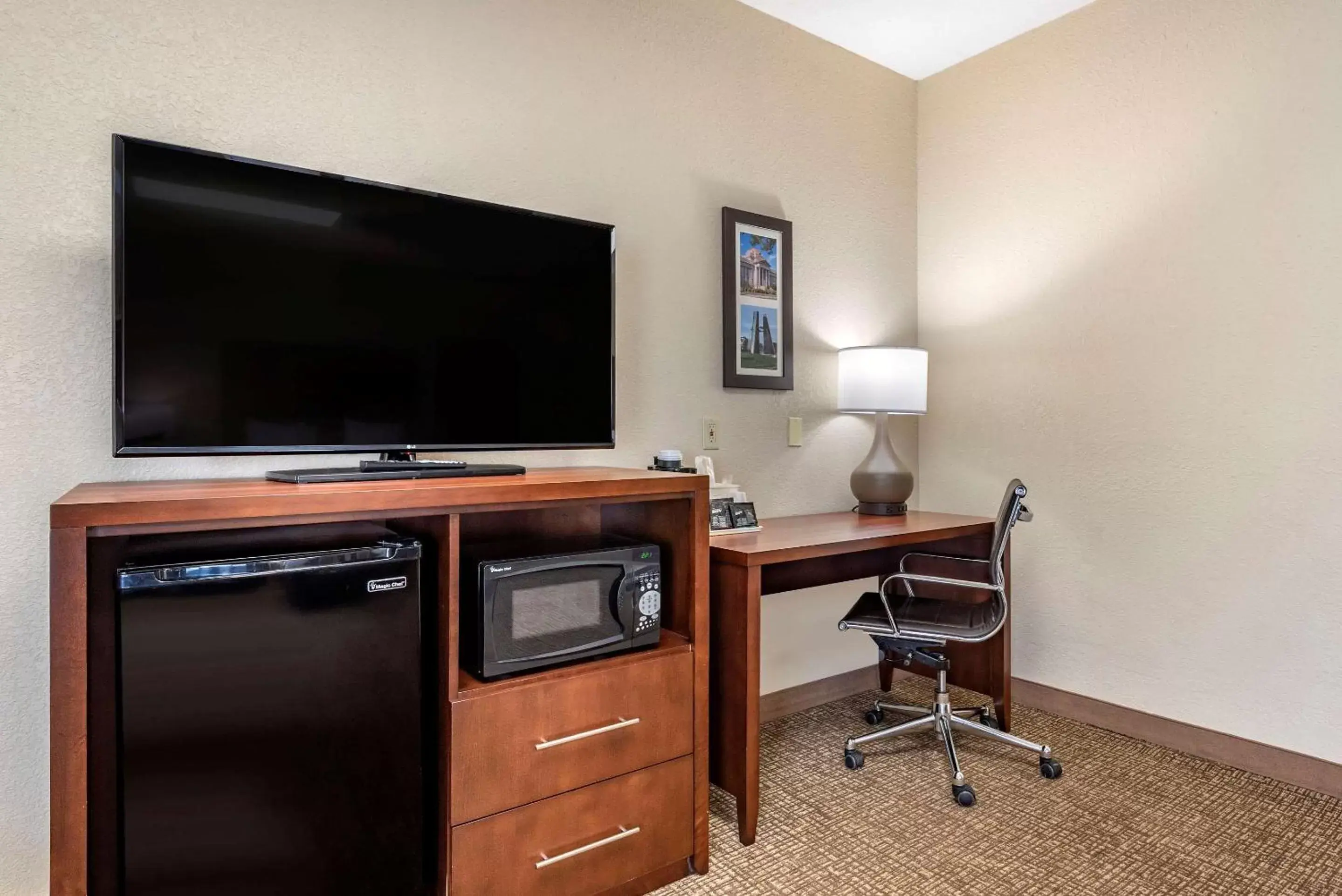 Photo of the whole room, TV/Entertainment Center in Comfort Inn & Suites Pueblo