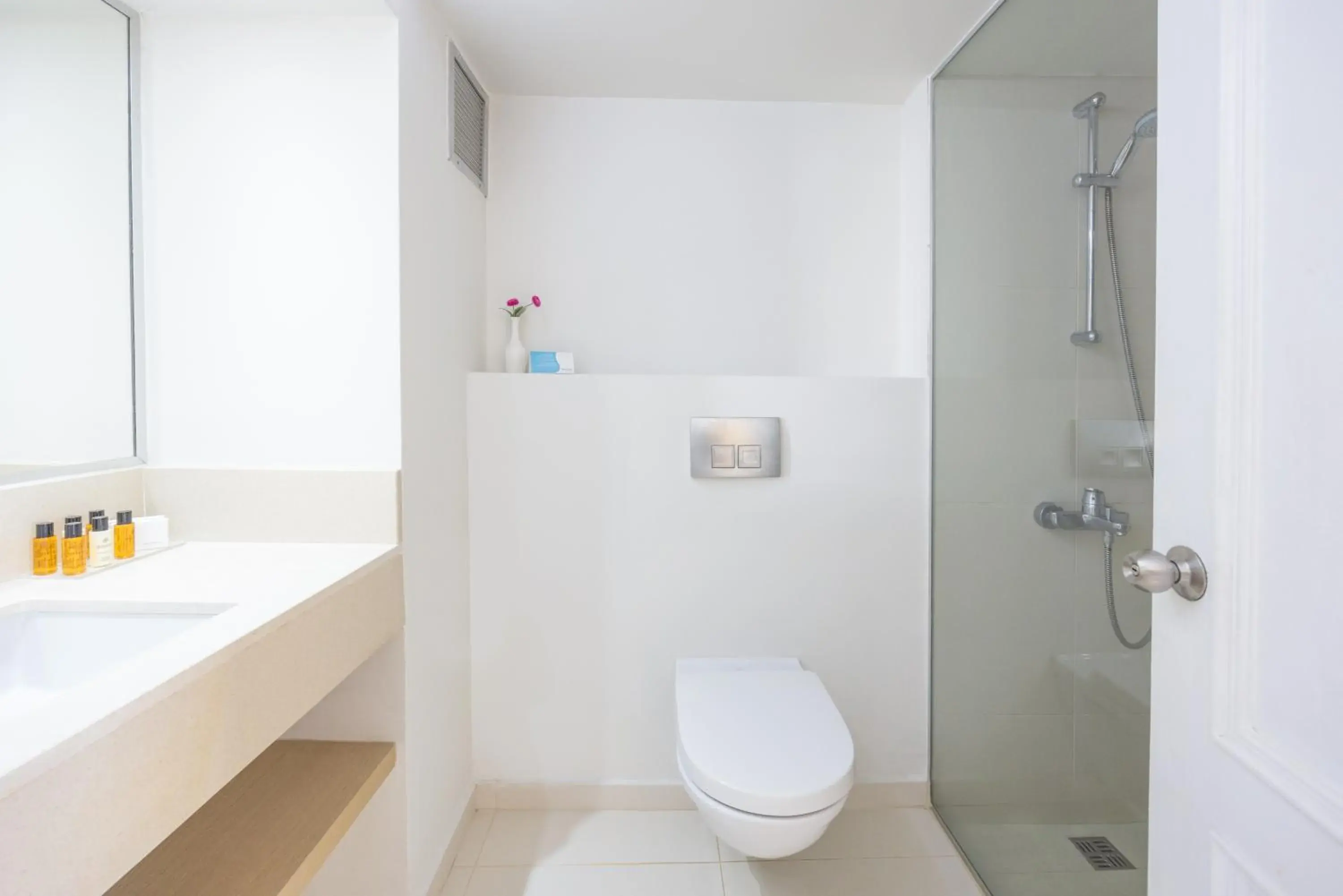 Shower, Bathroom in Sentido Sandy Beach Hotel & Spa