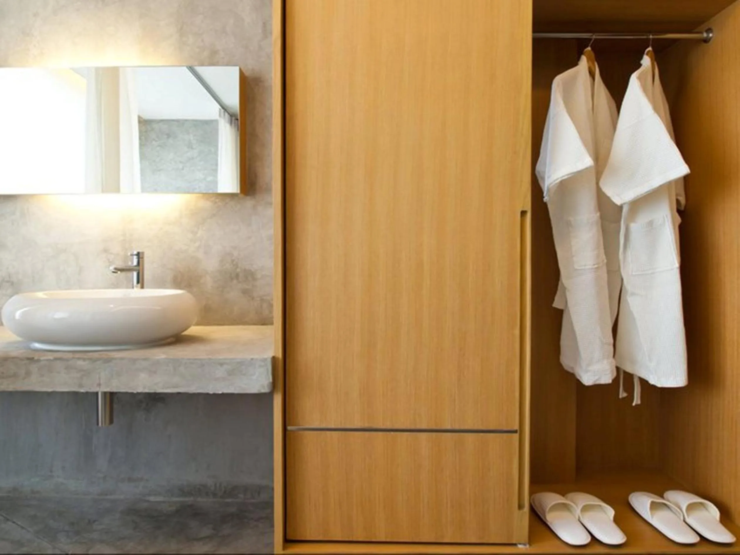 Decorative detail in The Now Hotel - SHA Extra Plus