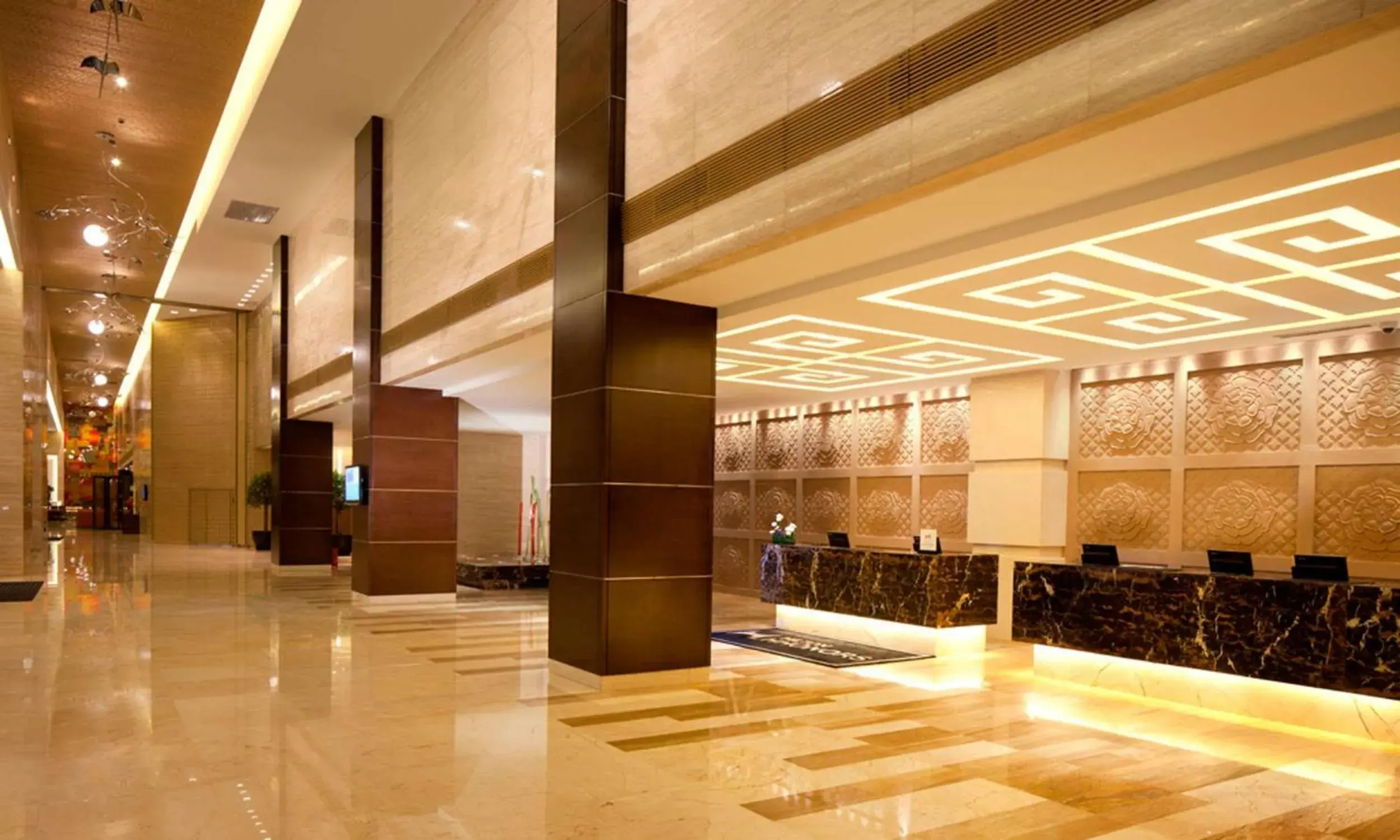 Lobby or reception, Lobby/Reception in DoubleTree By Hilton Shenyang Hotel