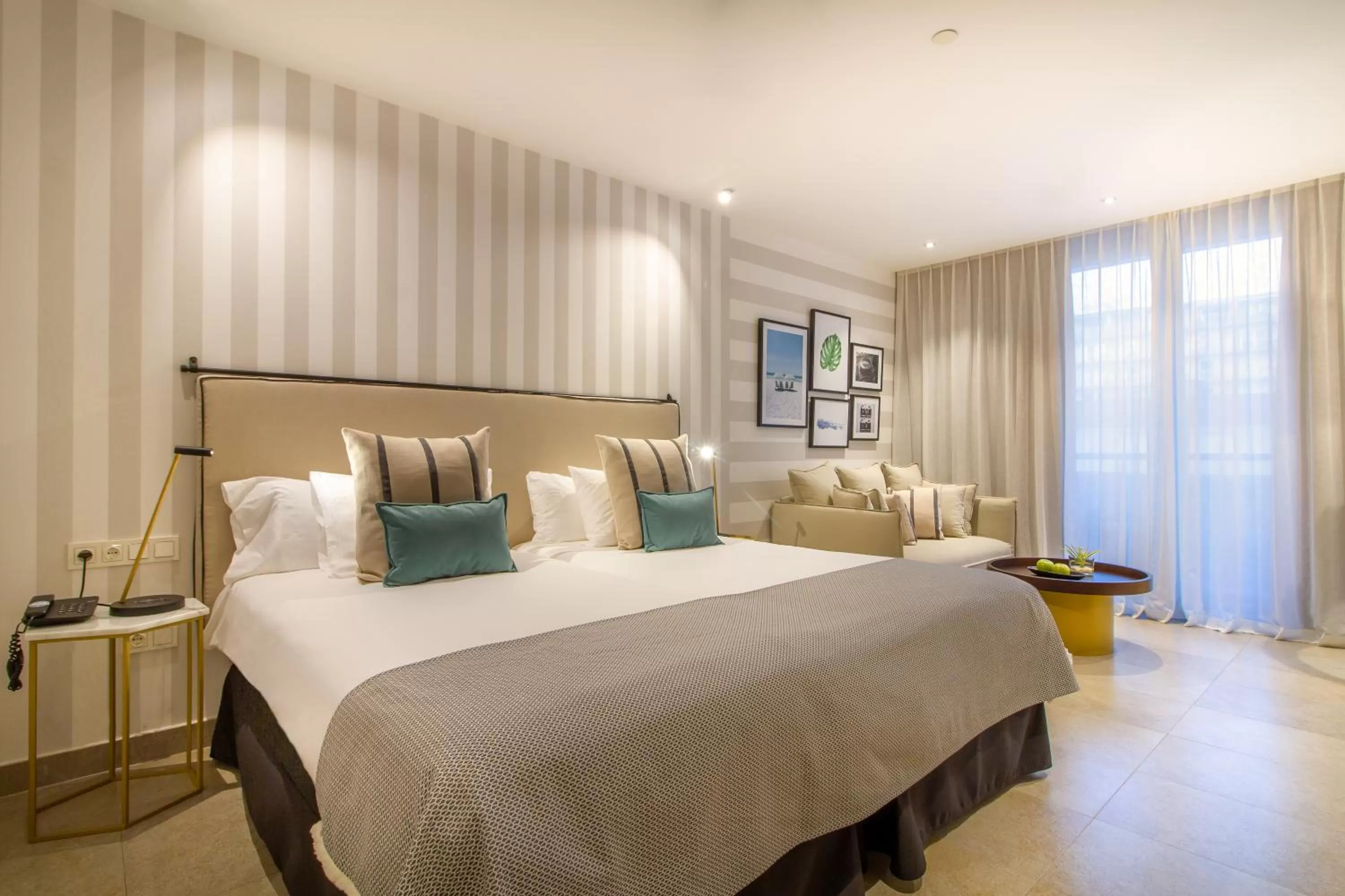 Bed in SOLYMAR Gran Hotel