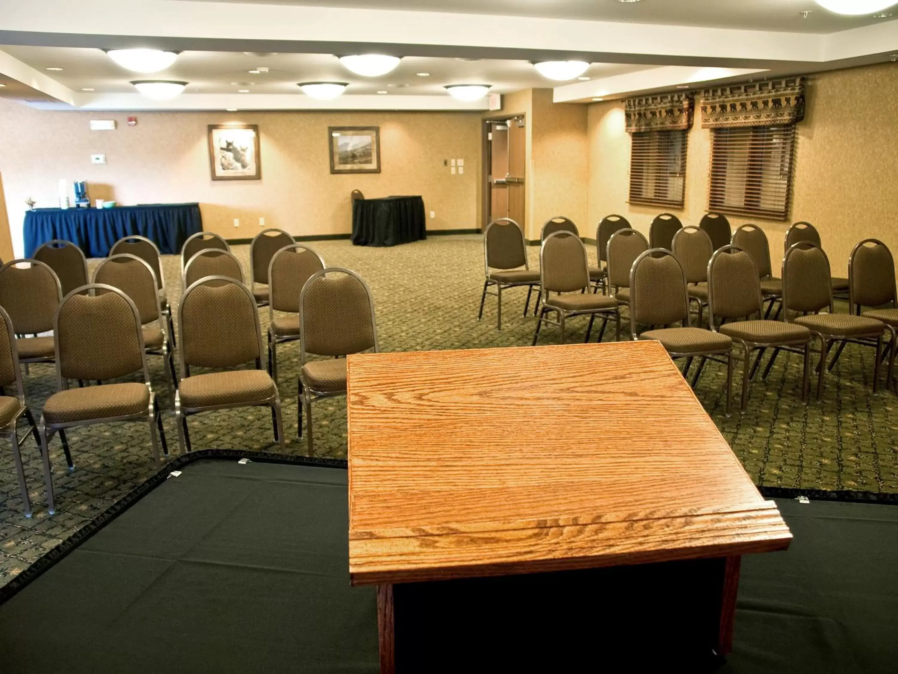 Meeting/conference room in Best Western Plus Kelly Inn and Suites
