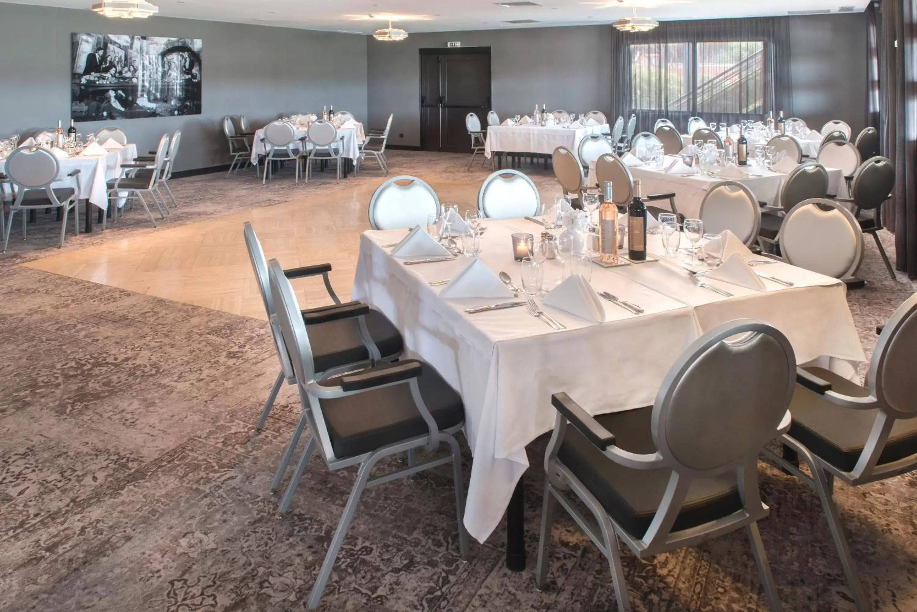 Banquet/Function facilities, Restaurant/Places to Eat in Van der Valk Hotel Saint-Aygulf