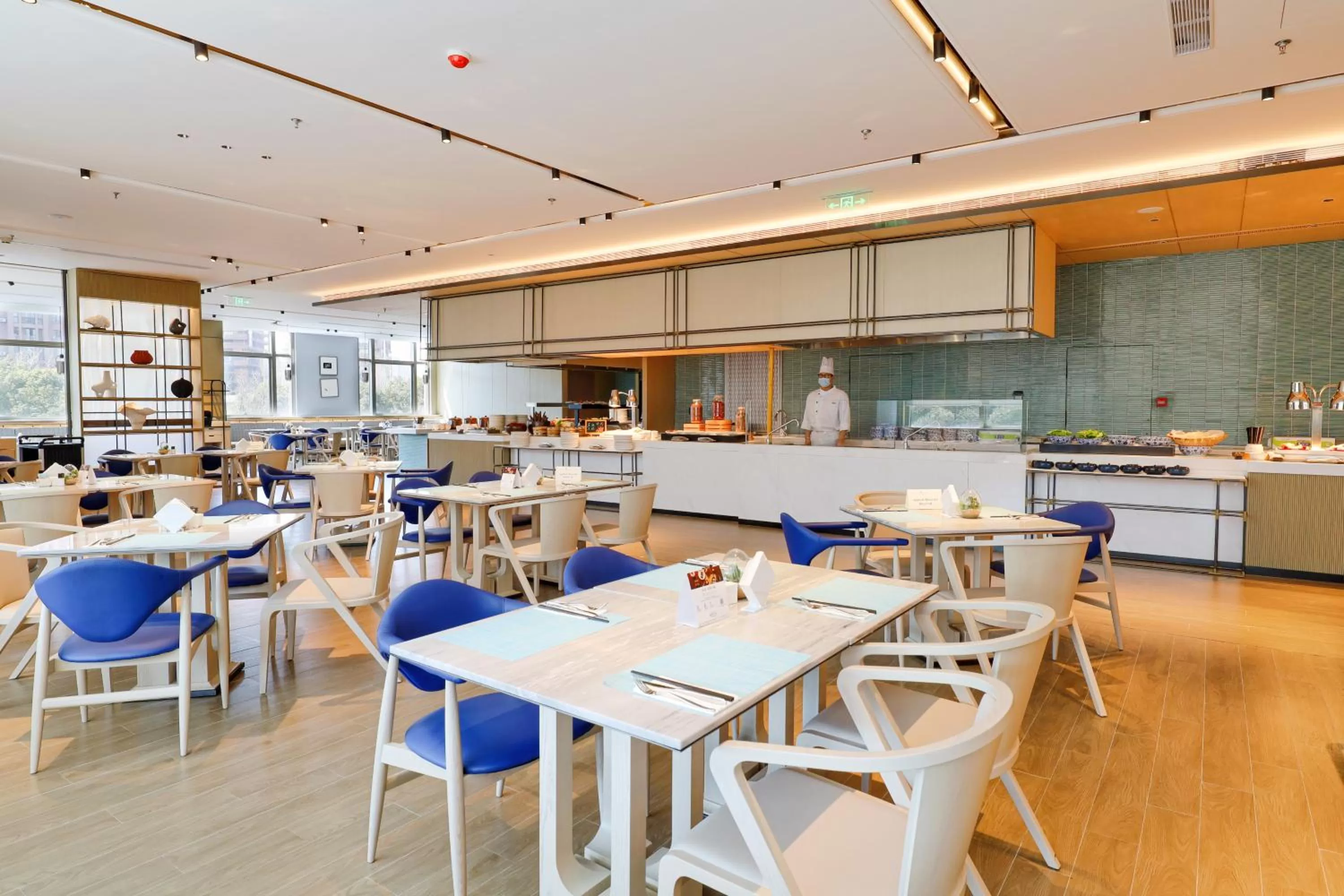 Restaurant/places to eat in Shanghai Marriott Hotel Pudong East - Only a 20 minute drive from Disney