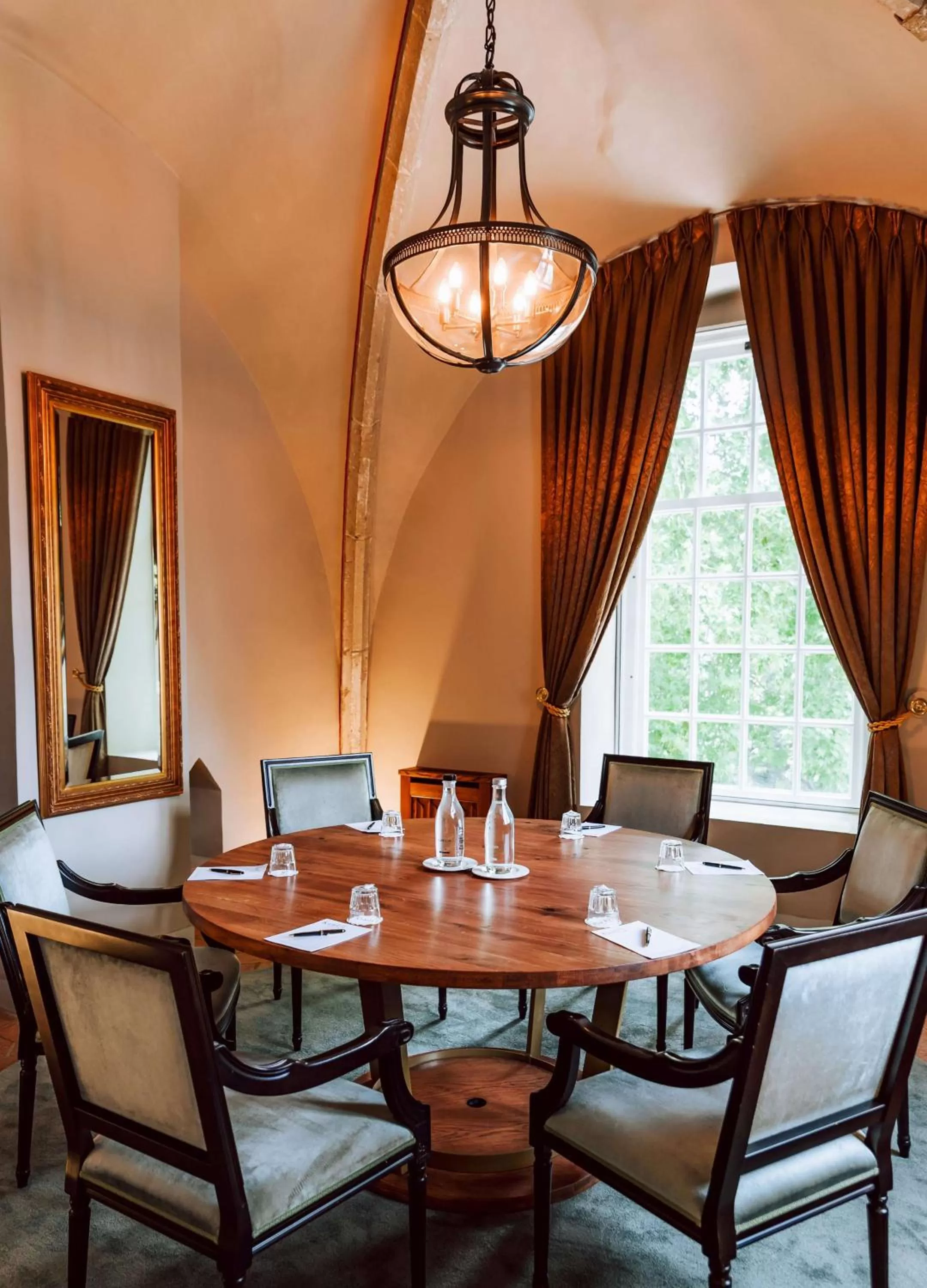 Meeting/conference room in Grand Hotel Karel V